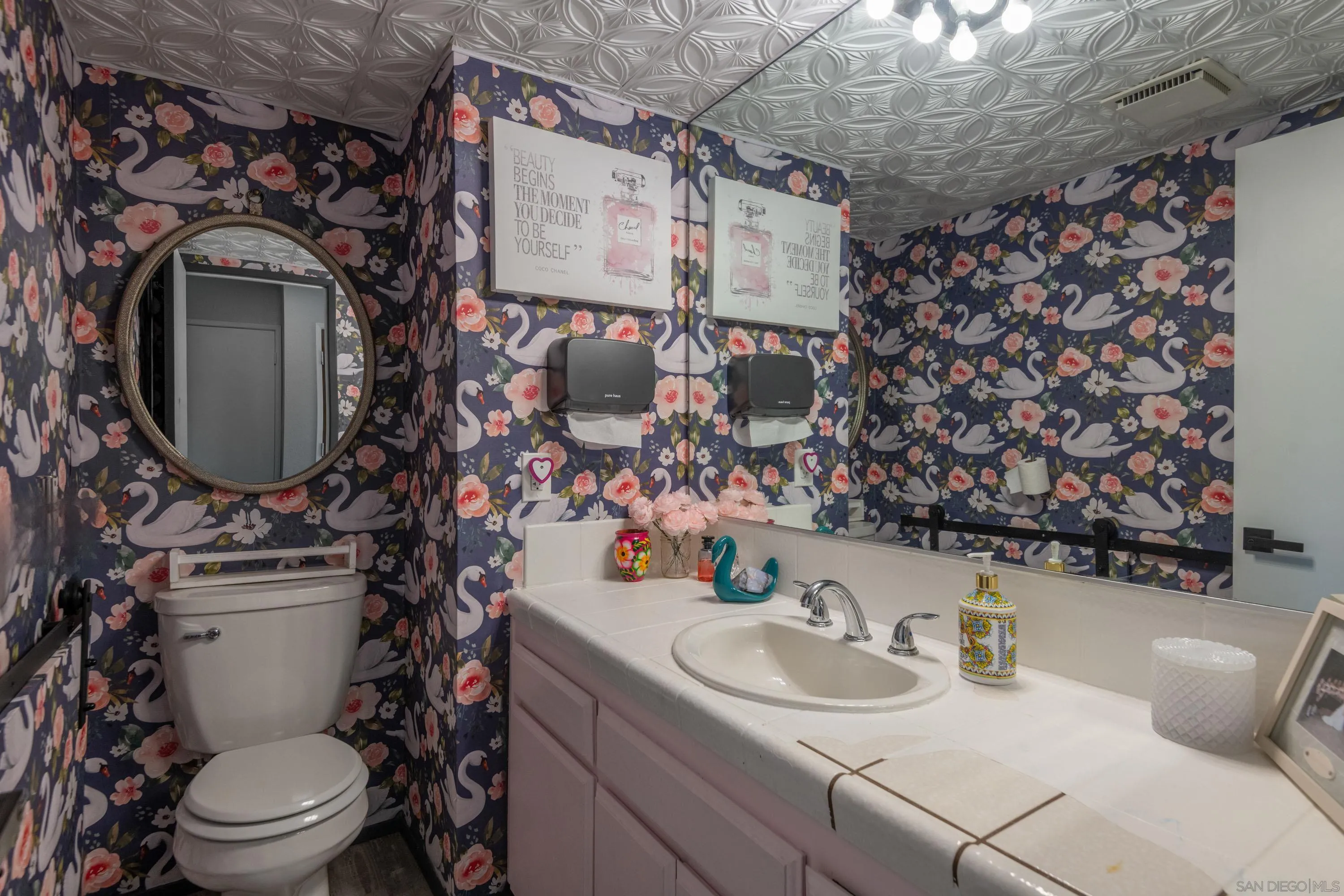 7585 Eads Unit A, San Diego Unit: A