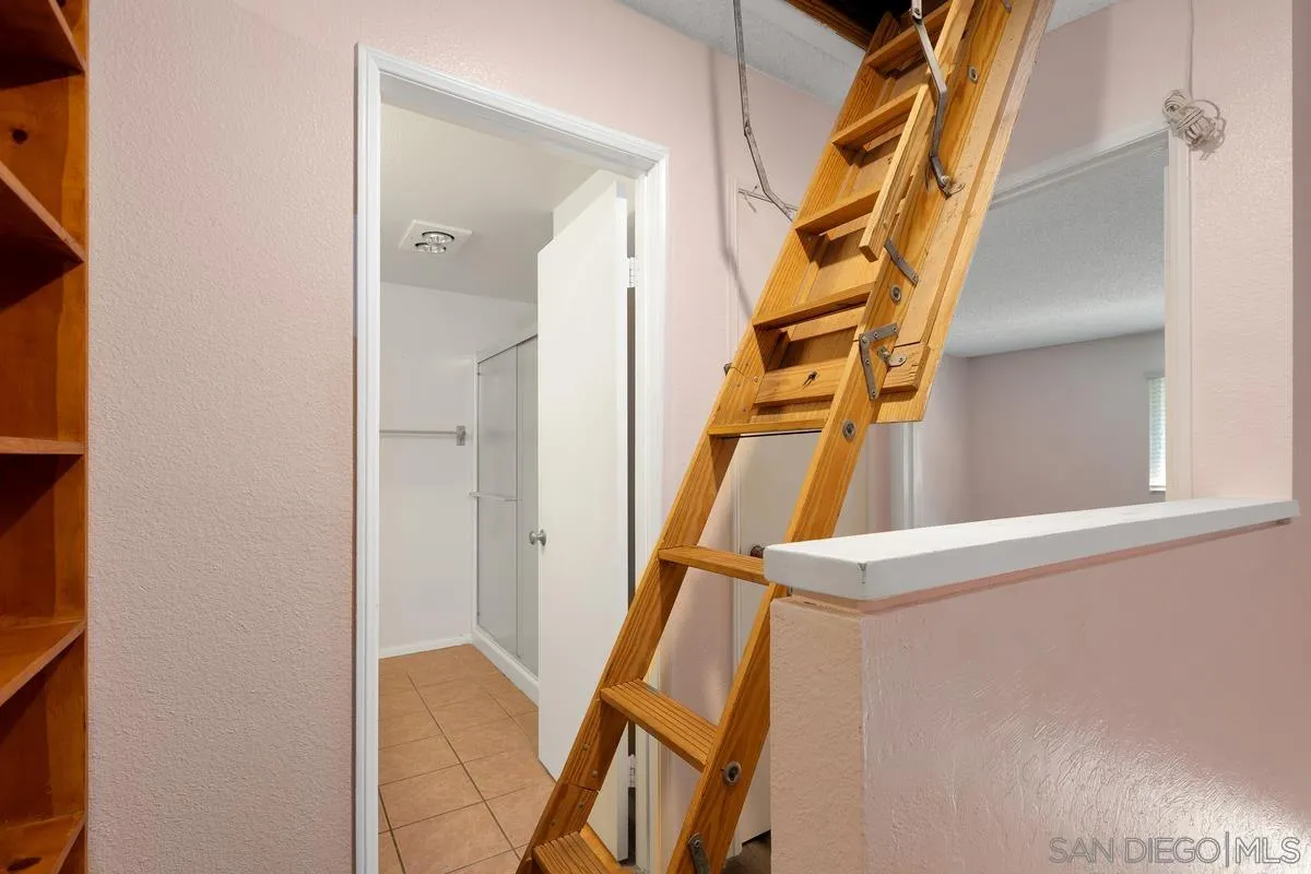 7016 Park Mesa Way #29, San Diego