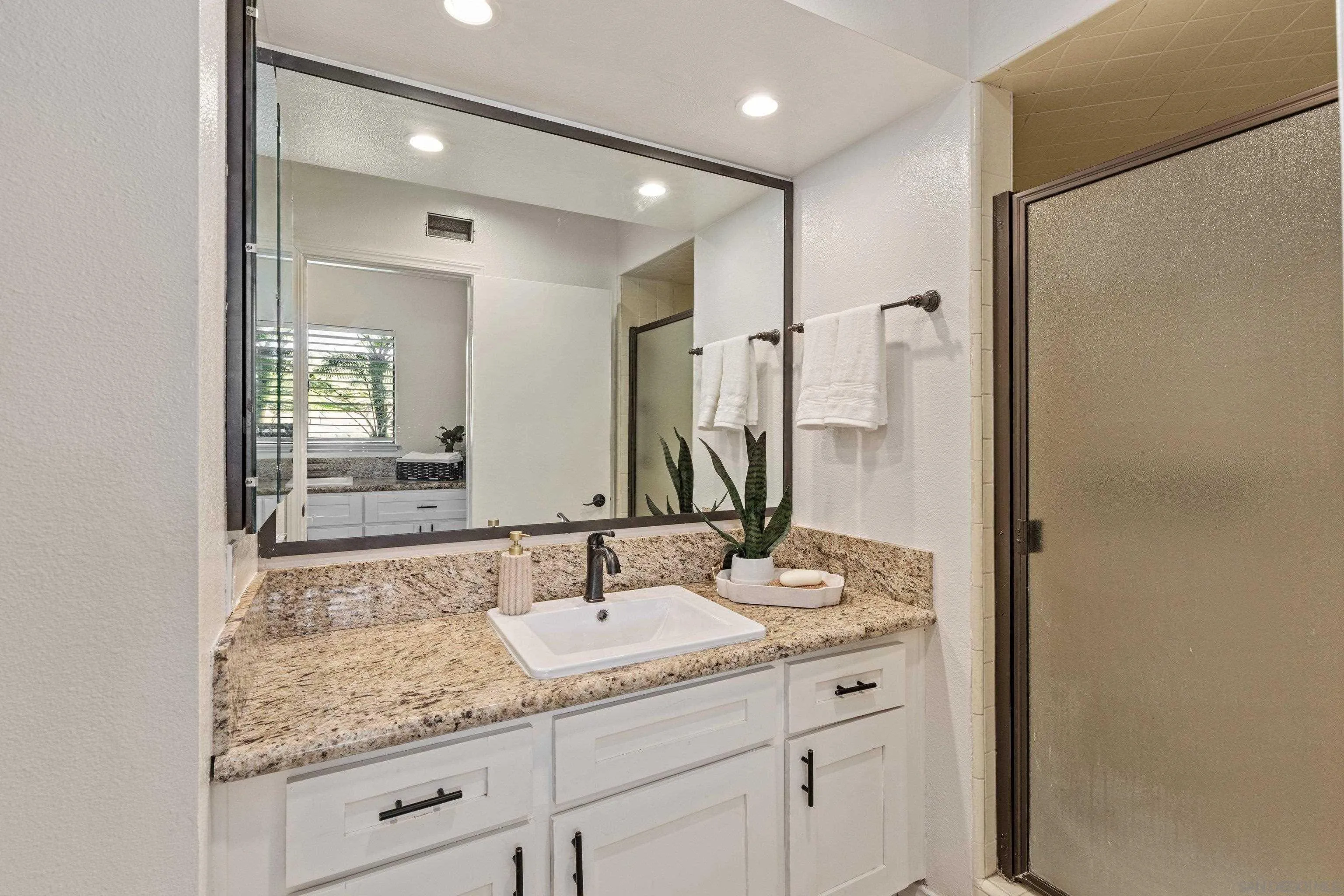 7716 Hidden Valley Ct, La Jolla