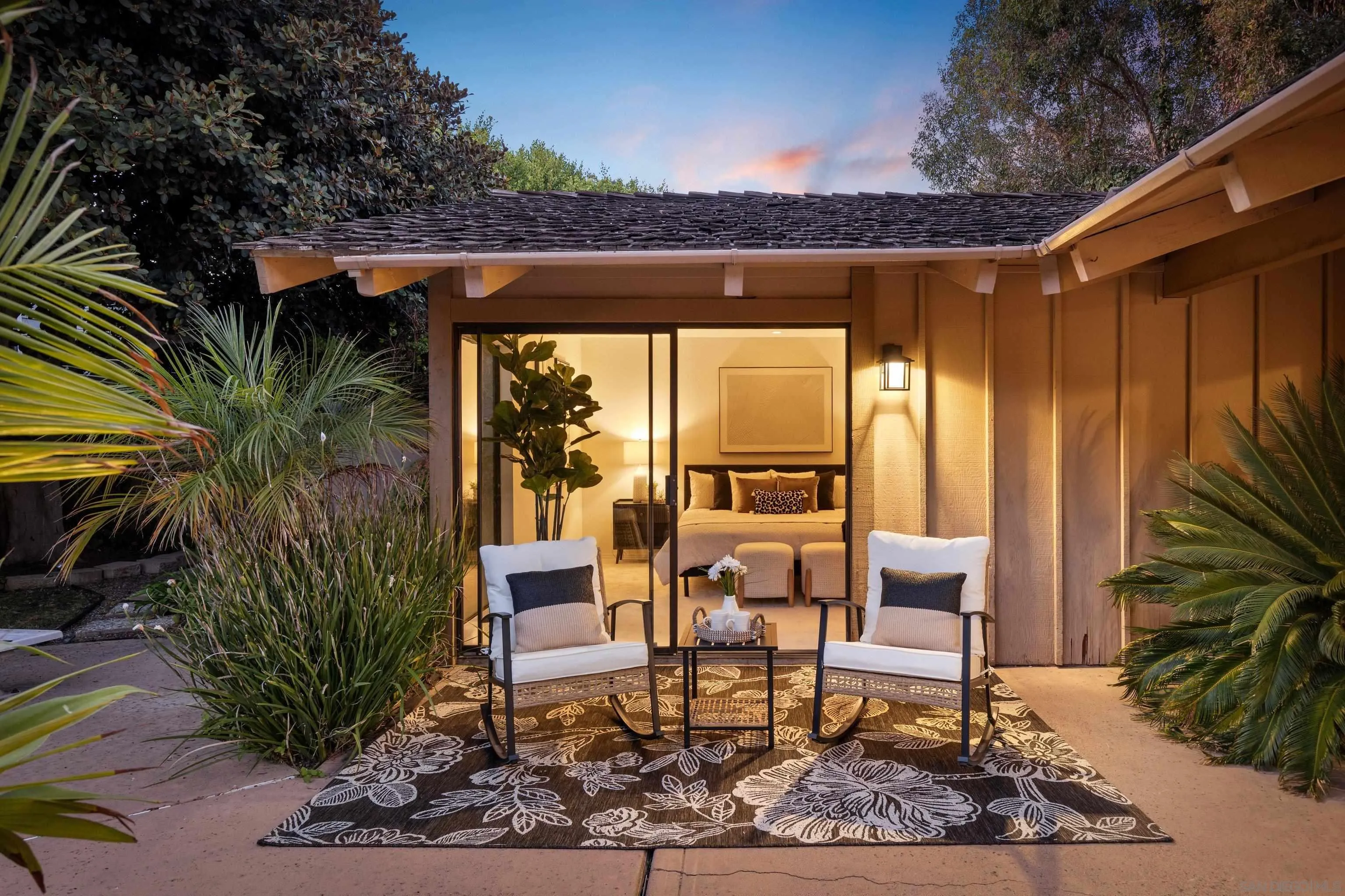 7716 Hidden Valley Ct, La Jolla