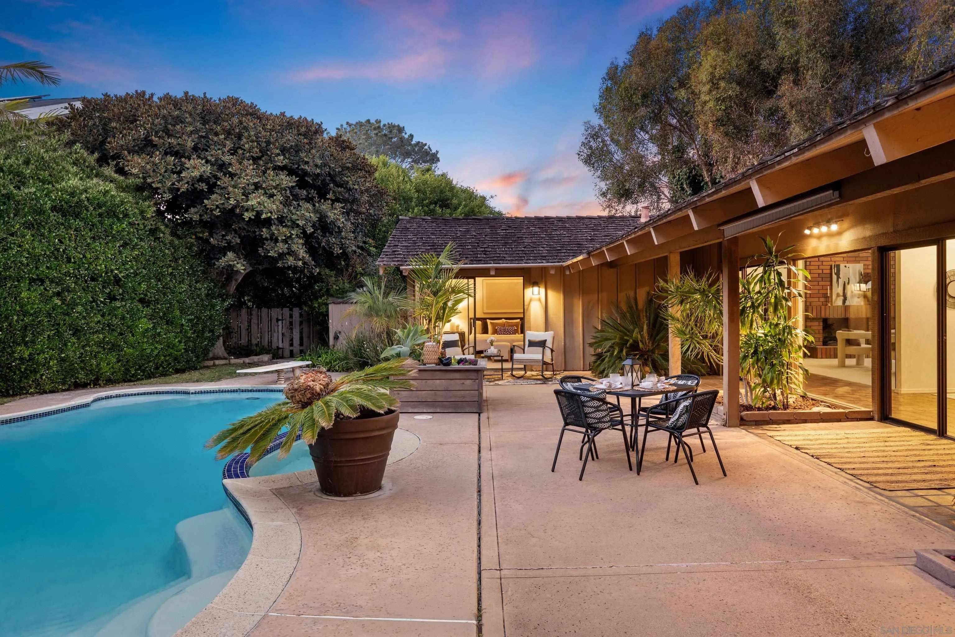 7716 Hidden Valley Ct, La Jolla