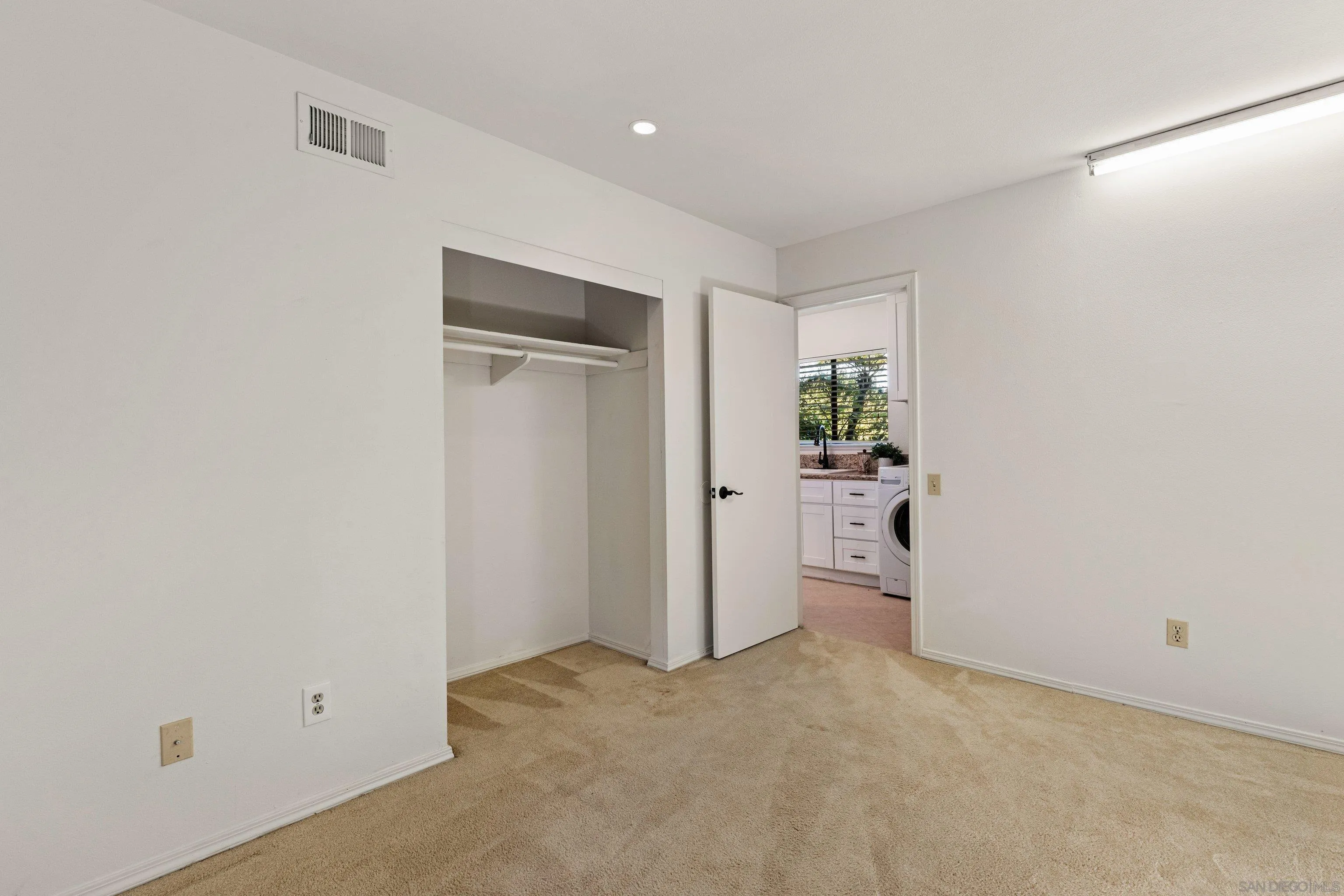 7716 Hidden Valley Ct, La Jolla