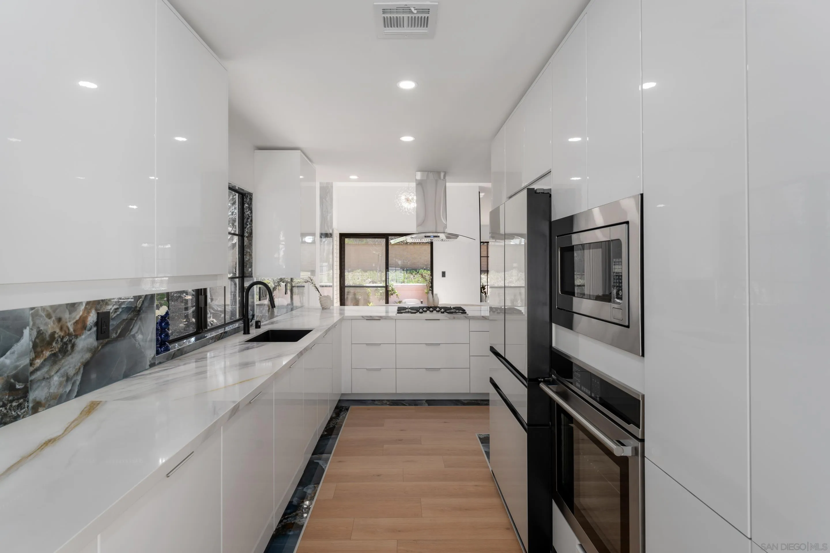 3510 Voyager Cir, San Diego