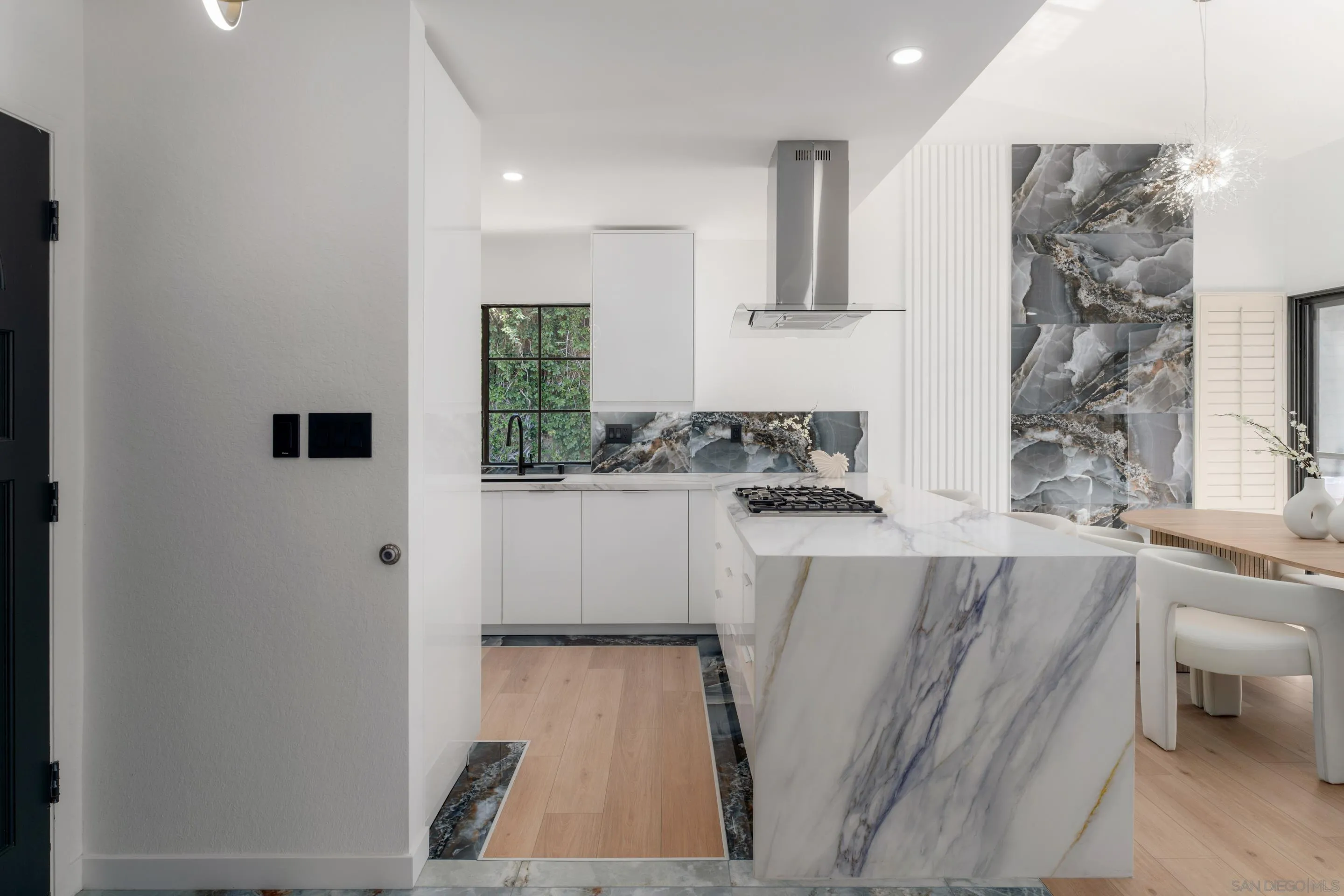 3510 Voyager Cir, San Diego