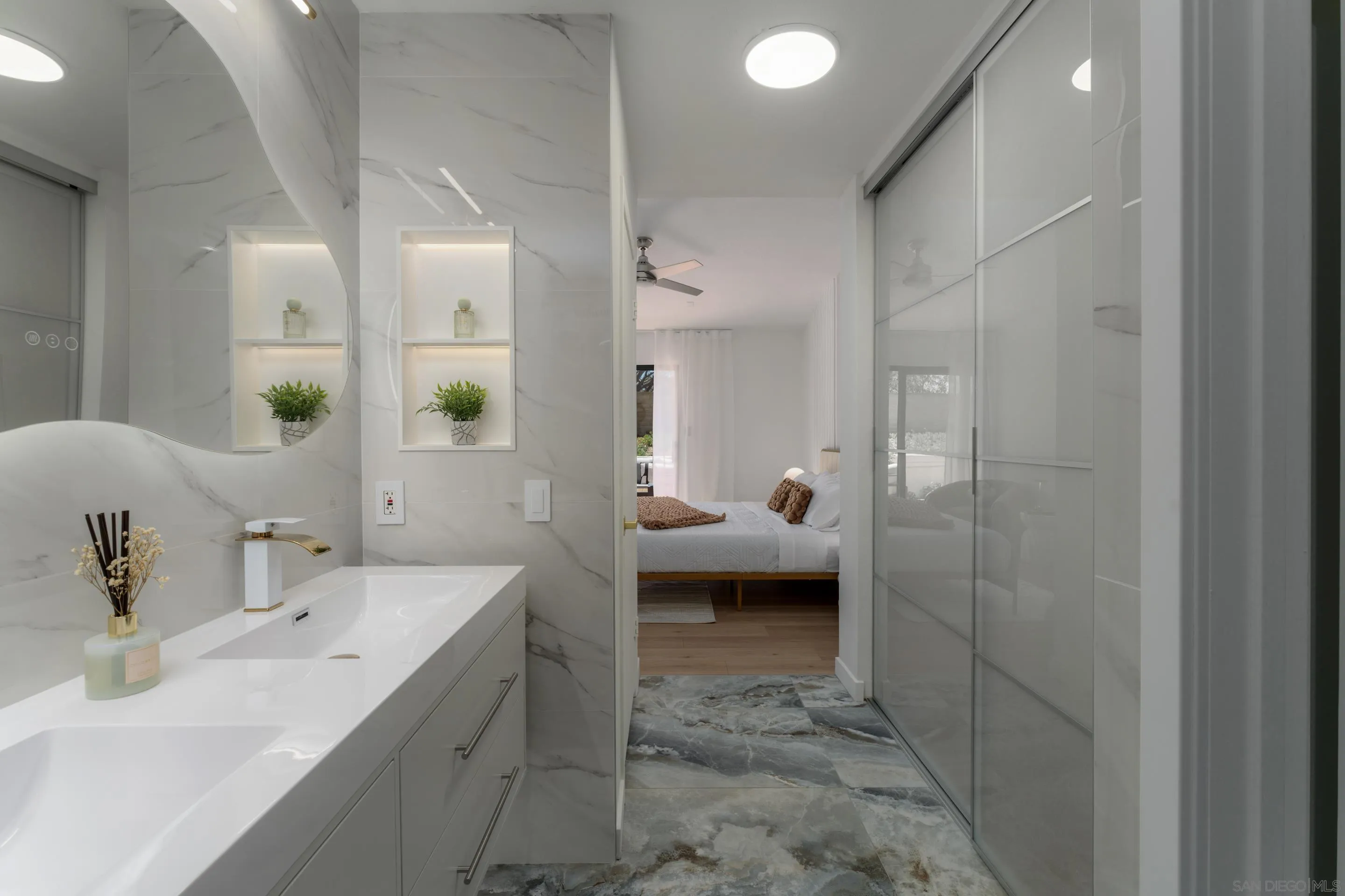 3510 Voyager Cir, San Diego