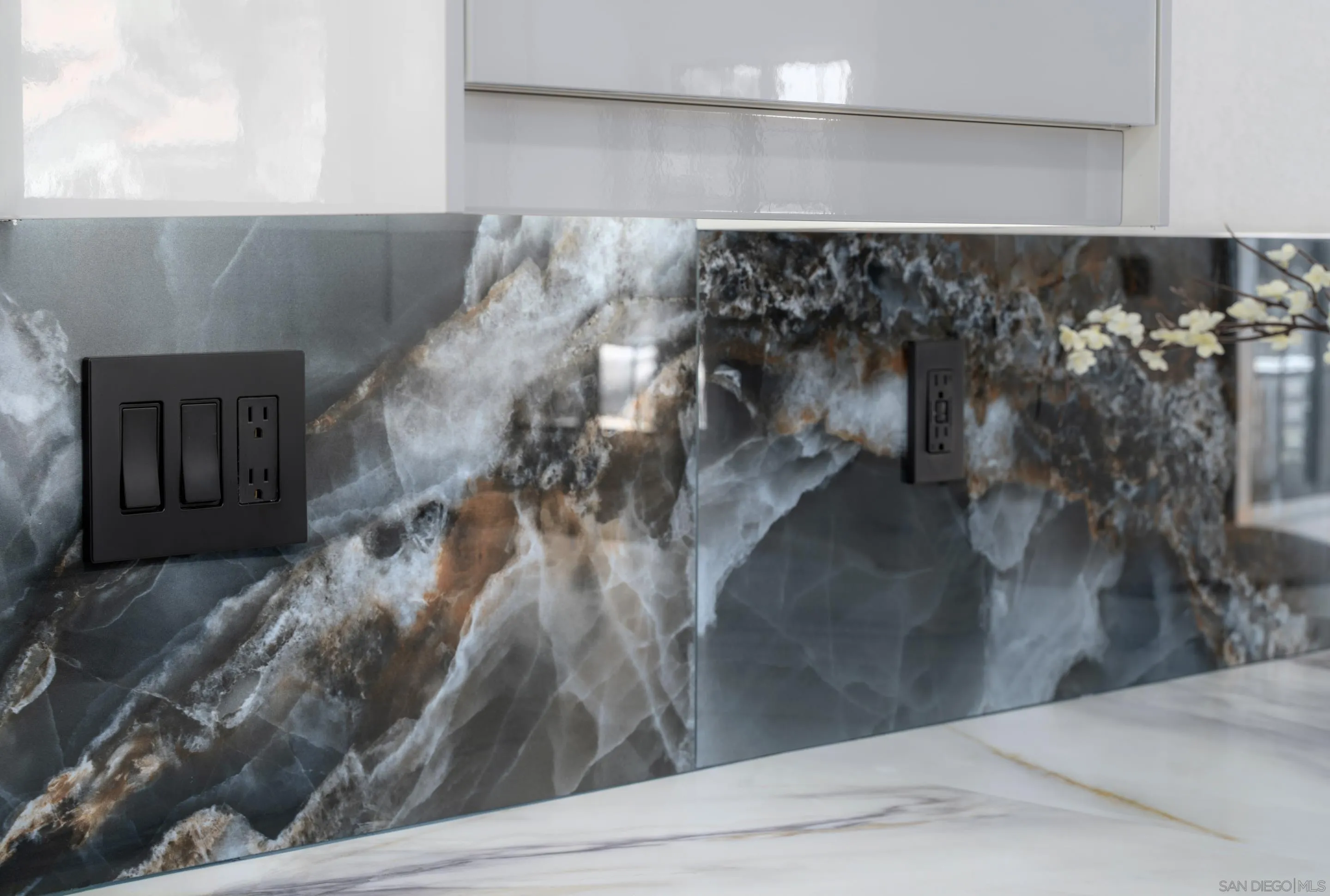 3510 Voyager Cir, San Diego