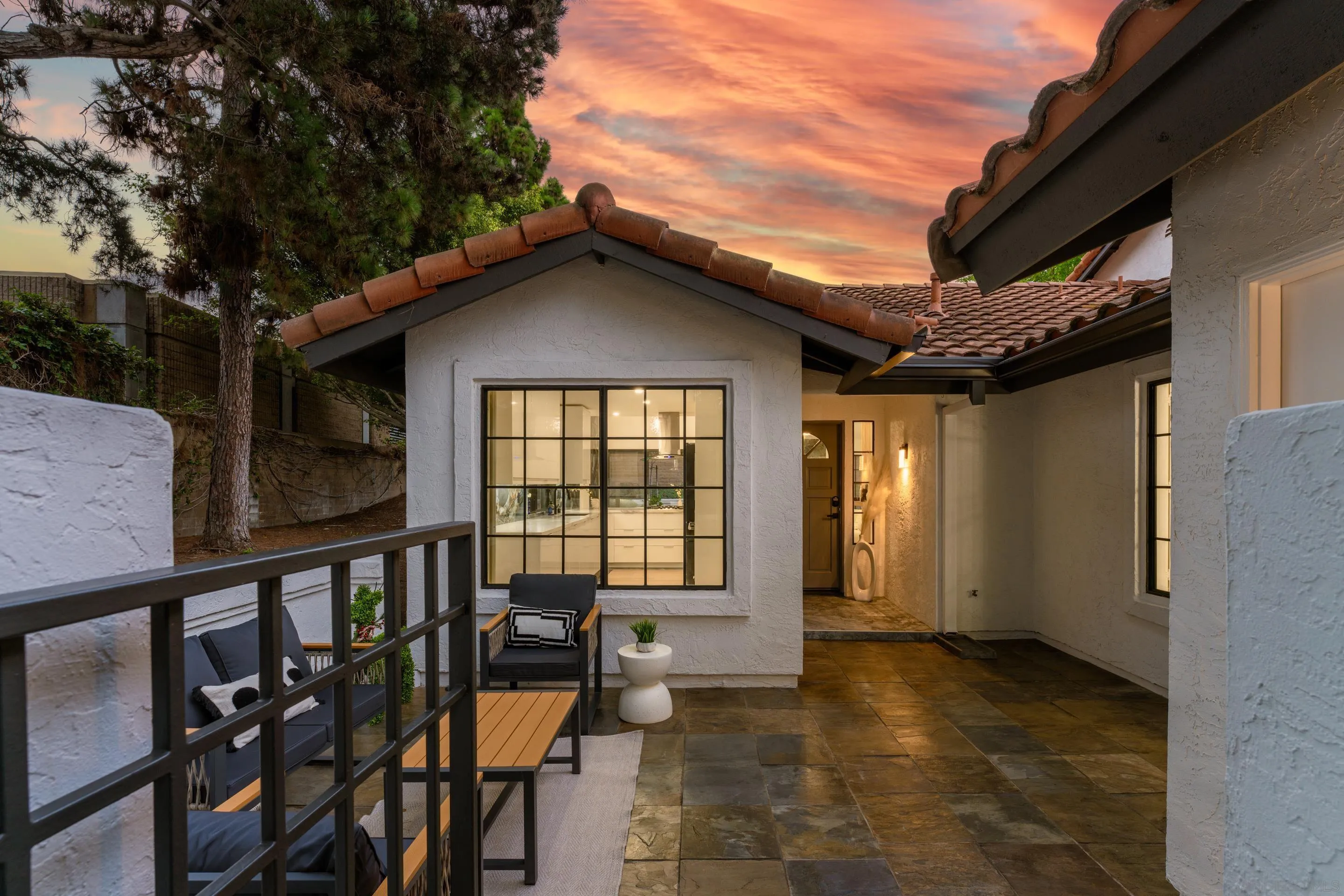 3510 Voyager Cir, San Diego