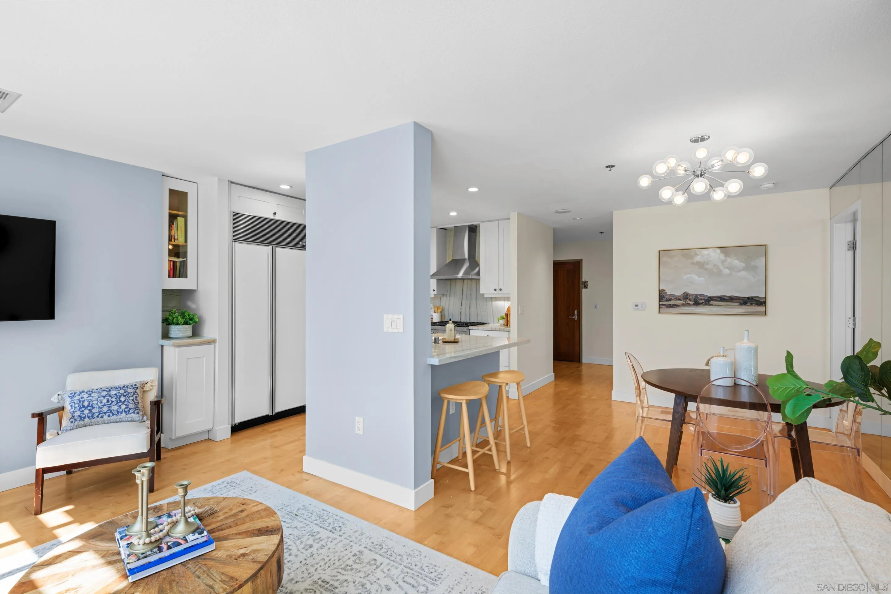 700 W W Harbor Dr Unit 202, San Diego Unit: 202