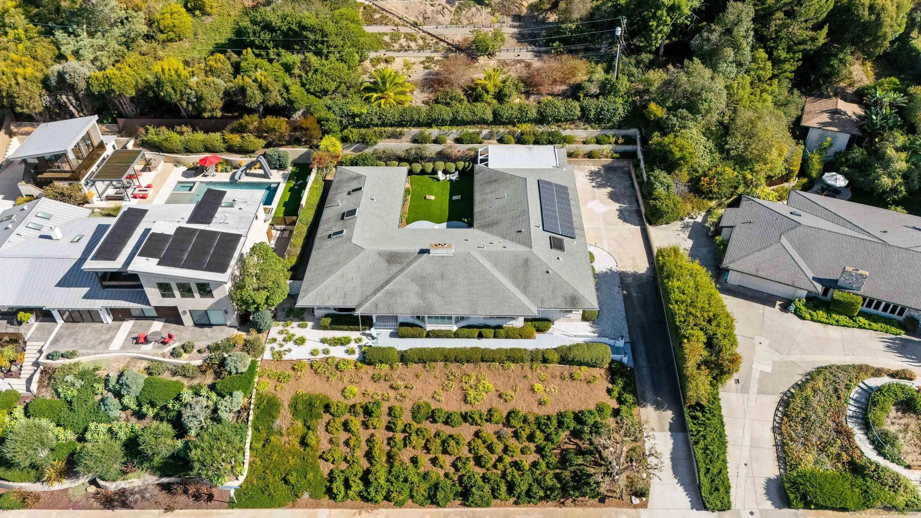 1177 Muirlands Vista Way
