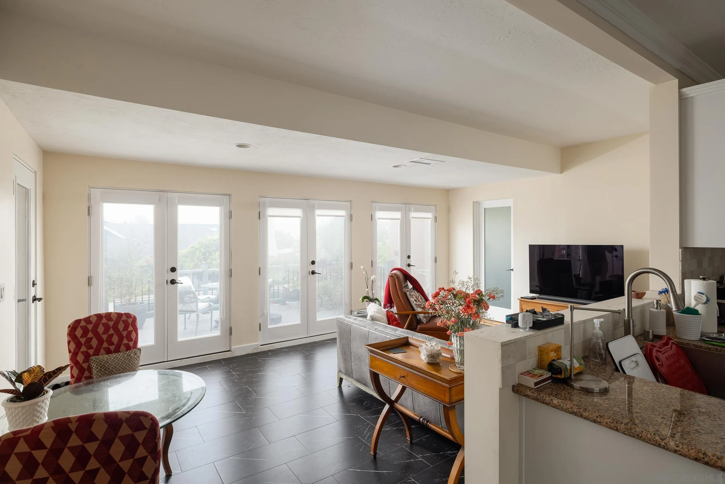 387 San Fernando