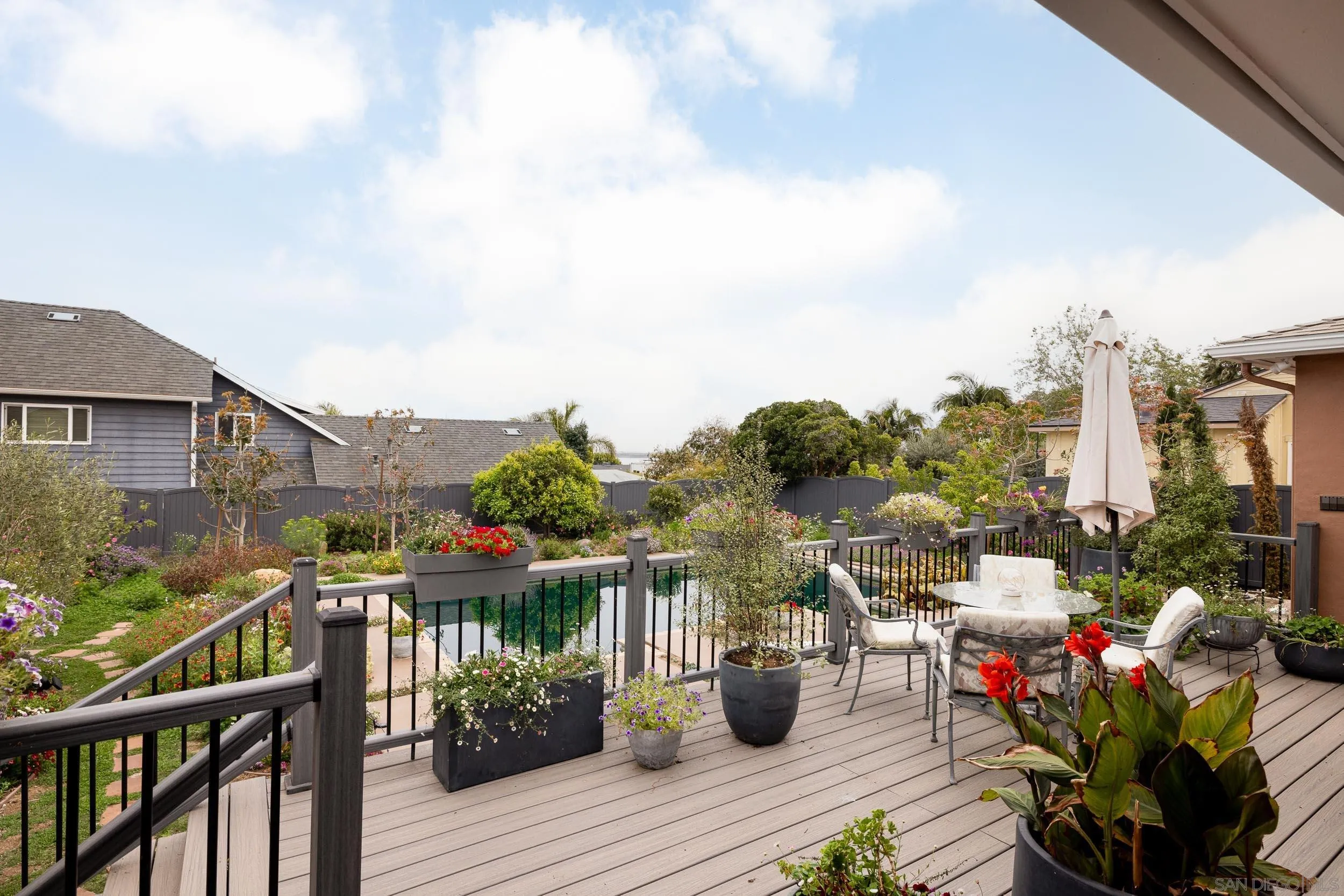387 San Fernando