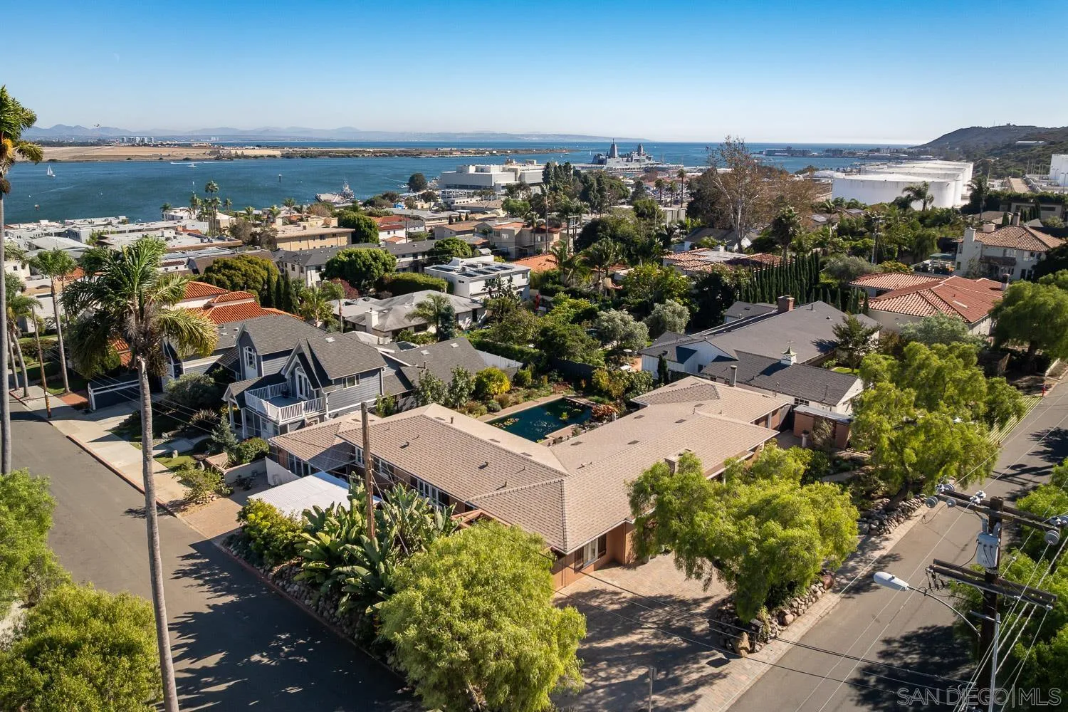 387 San Fernando