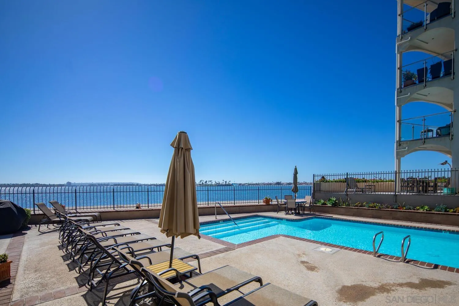 1221 Parker Pl Unit 15