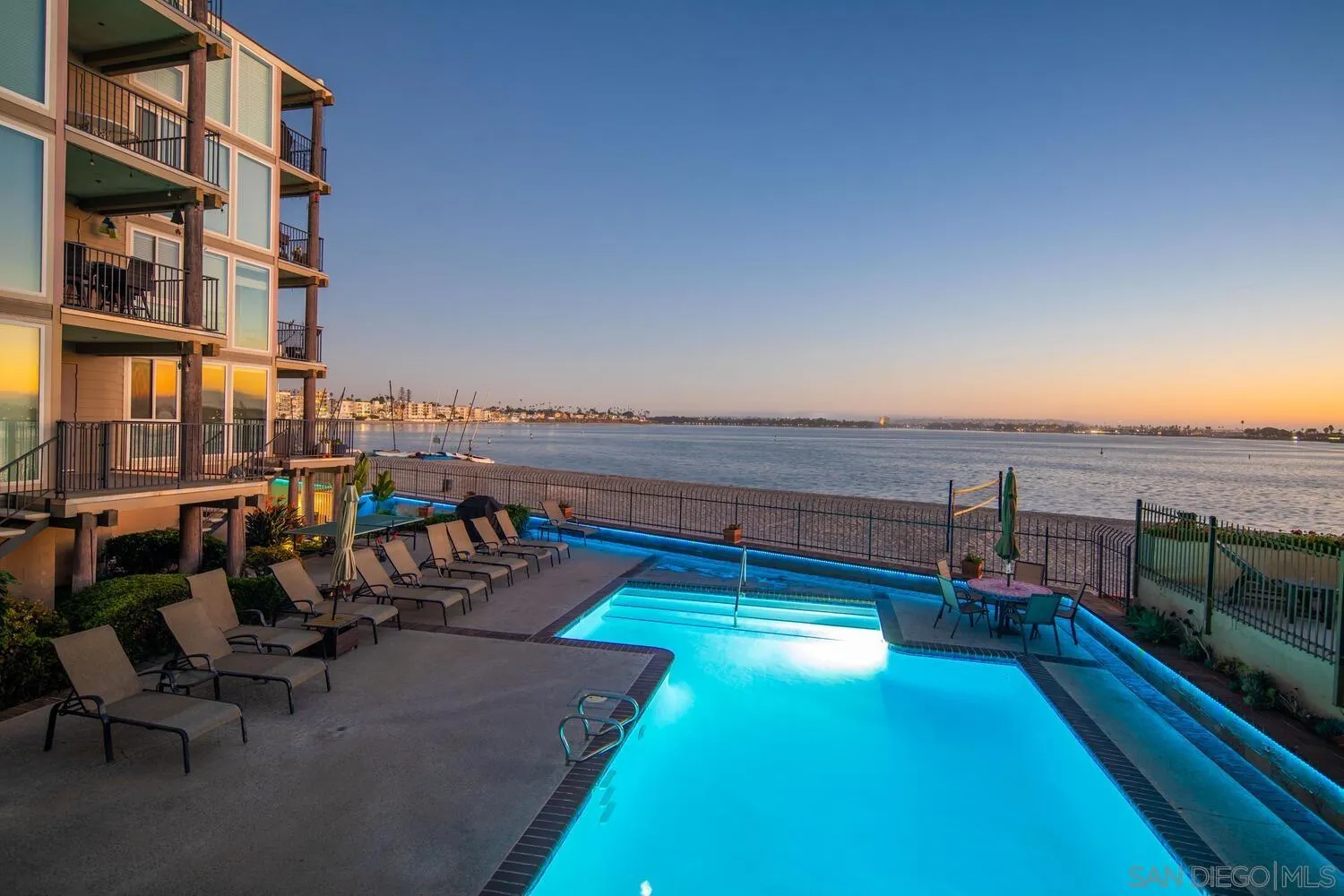 1221 Parker Pl Unit 15