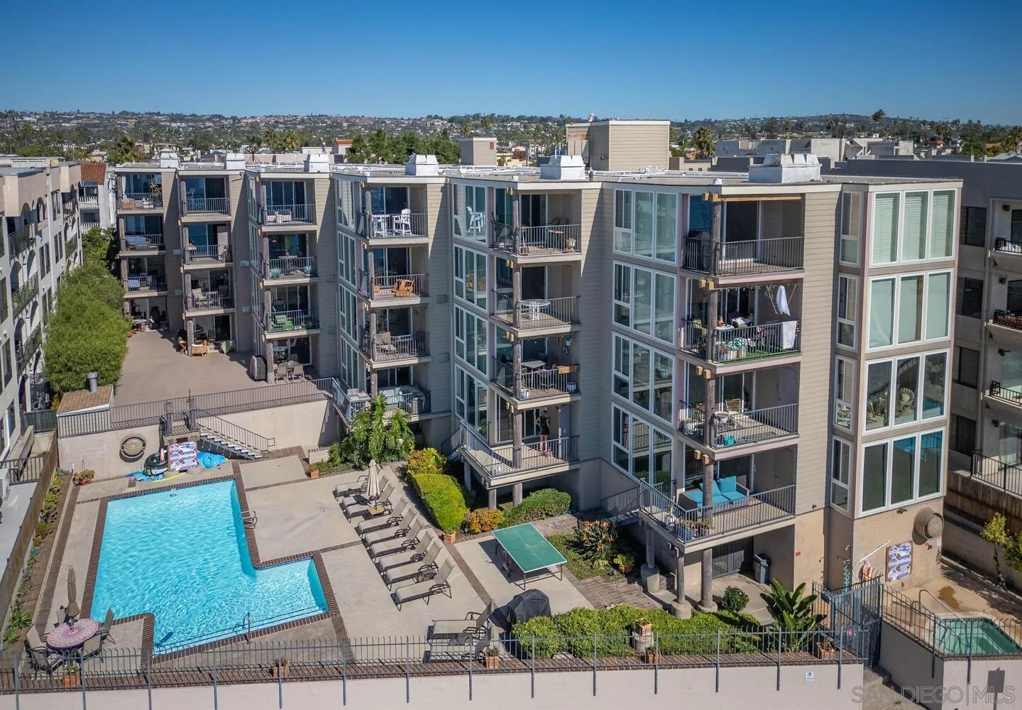 1221 Parker Pl Unit 15