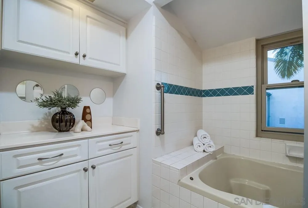 5664 Menorca Drive