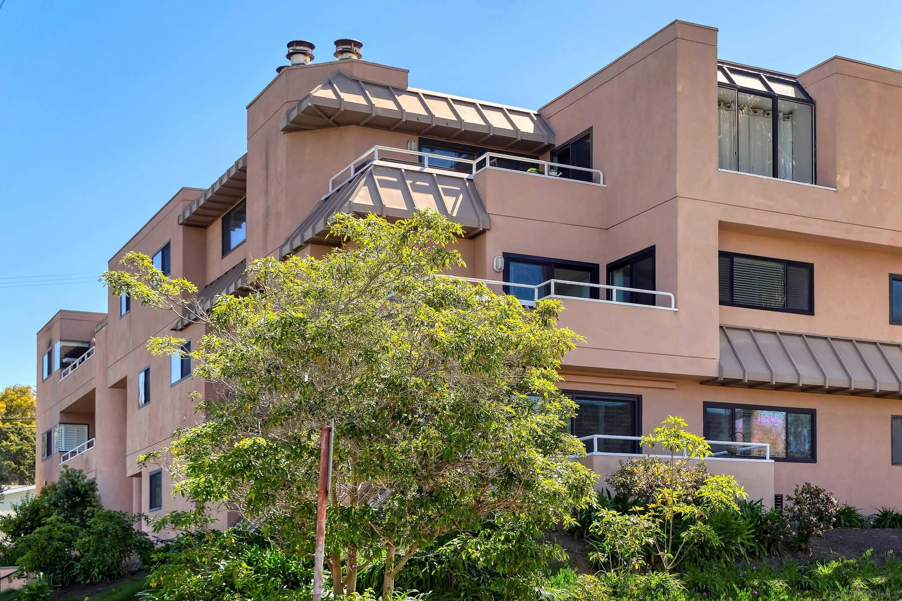 1115 Pearl St Unit 1