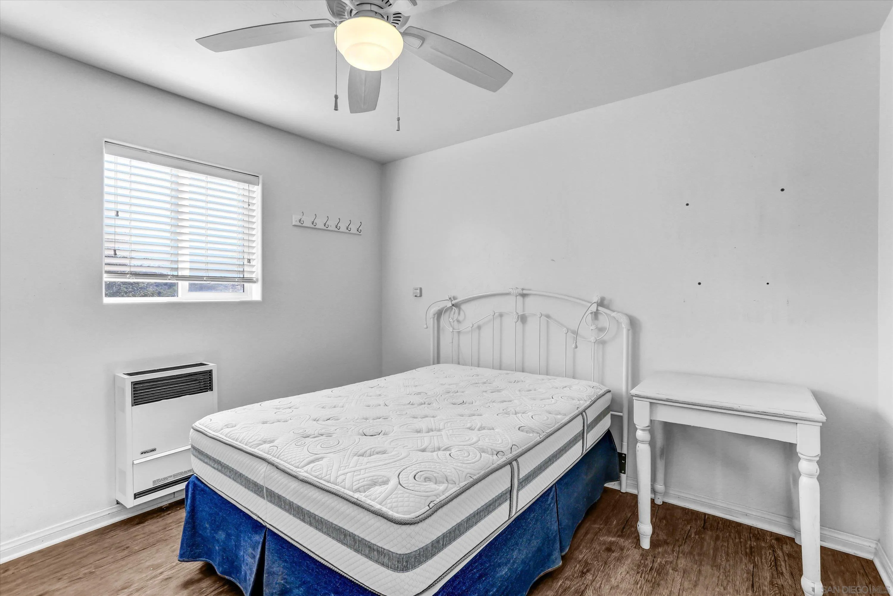 3258 Pine Hills