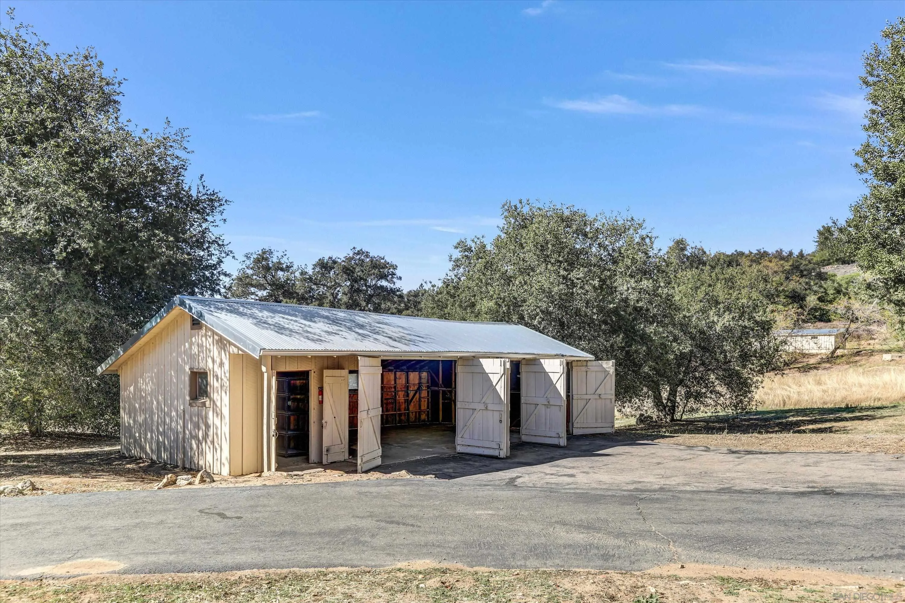 3258 Pine Hills