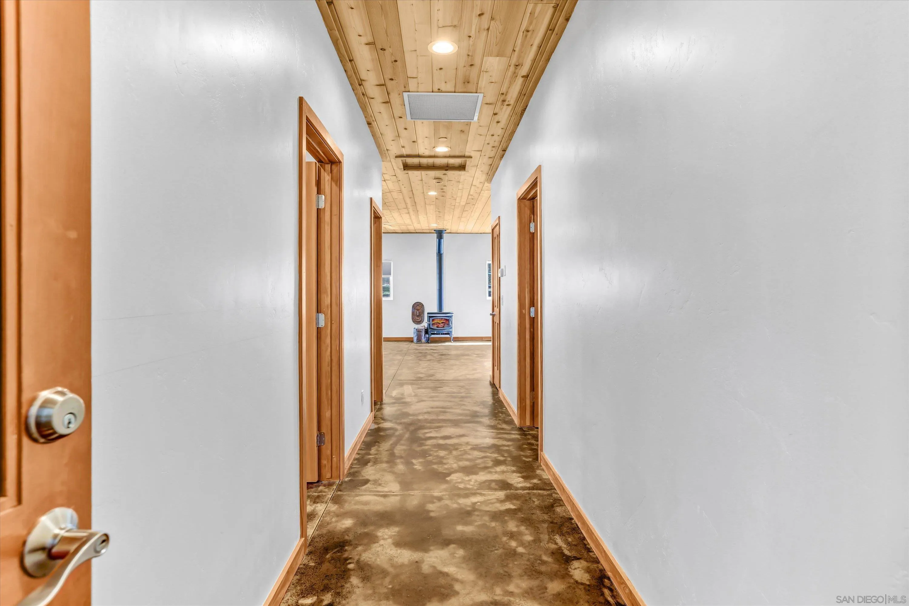 3258 Pine Hills
