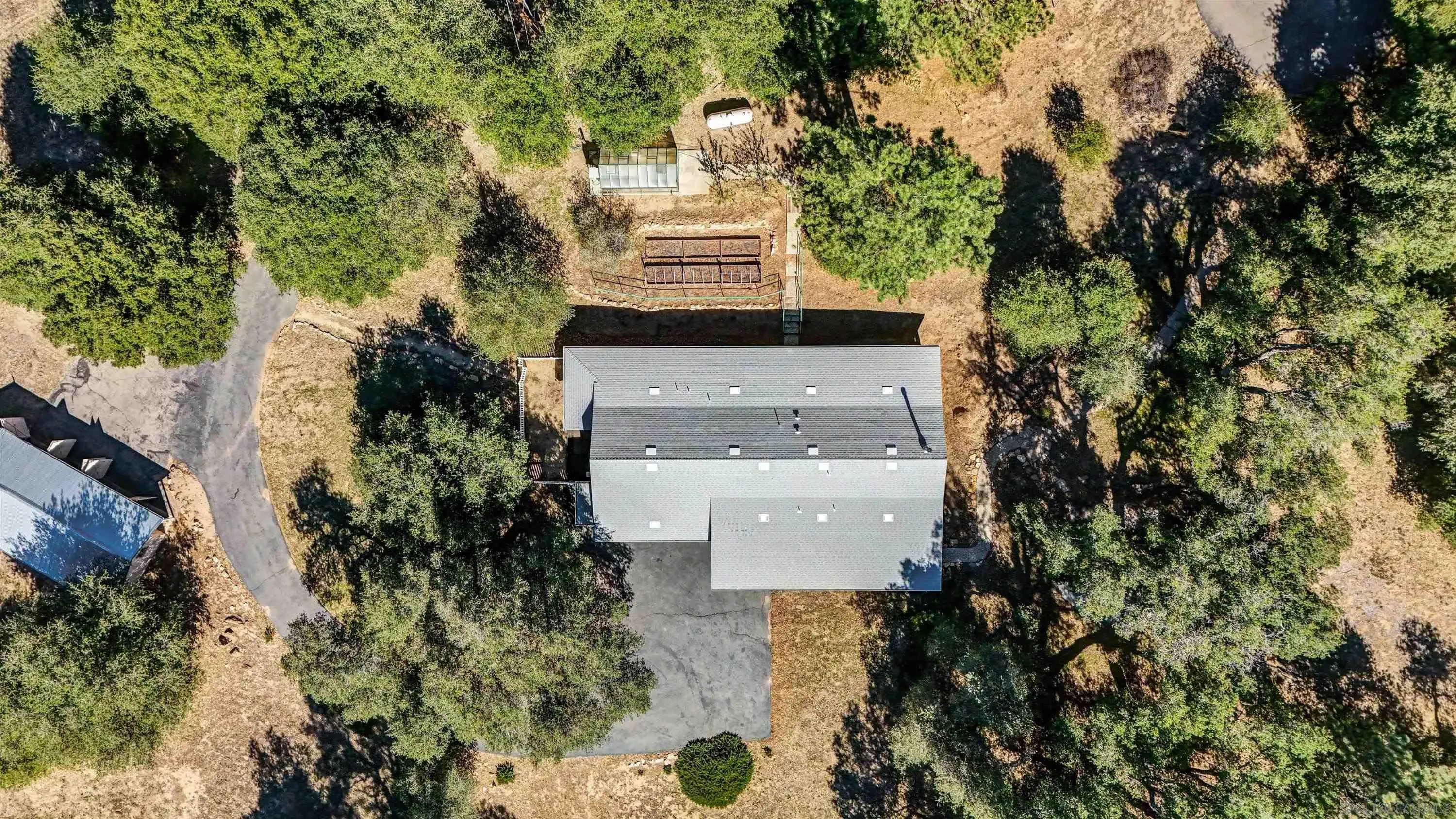 3258 Pine Hills