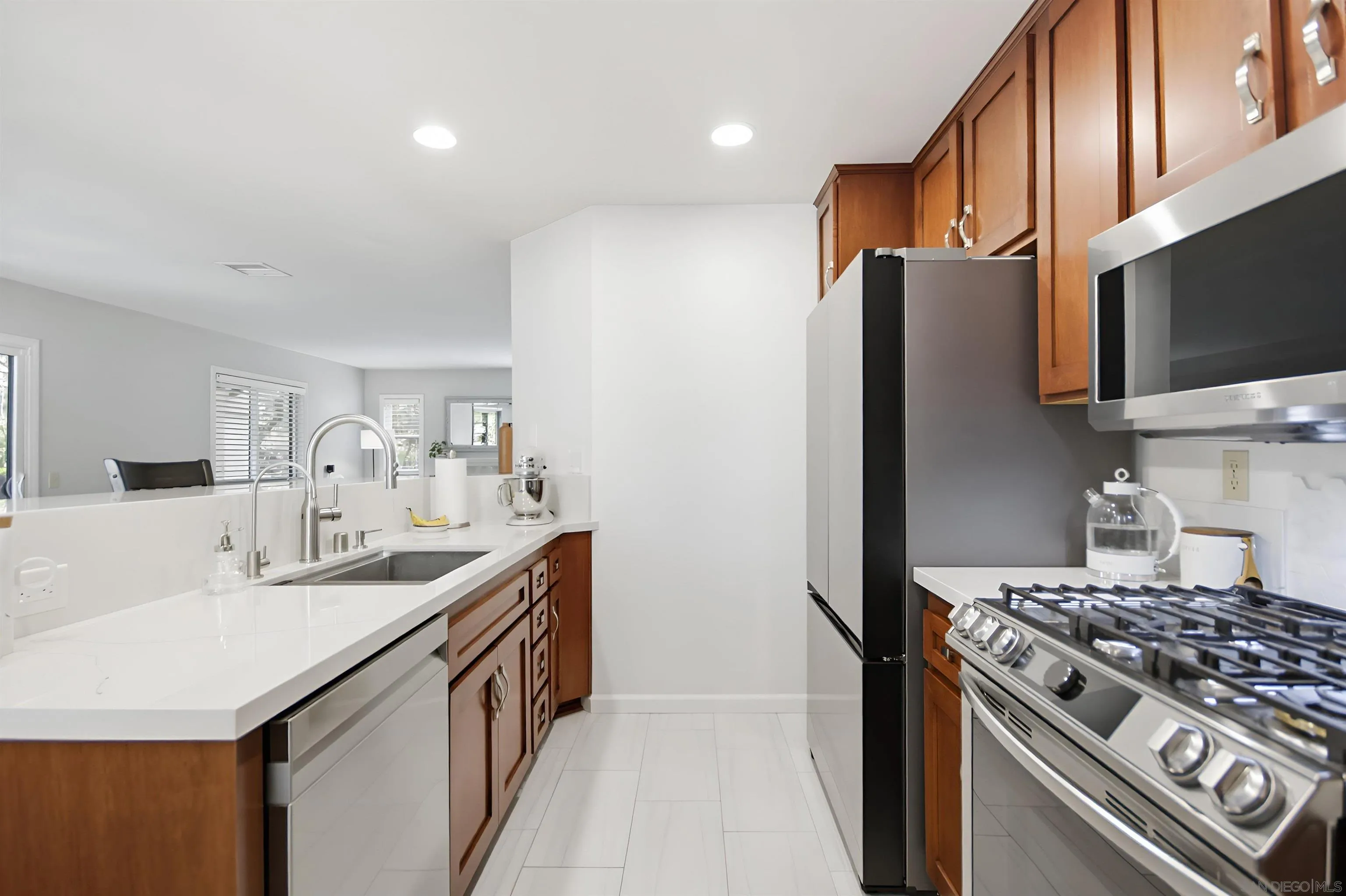 5822 Mission Center Rd Unit A