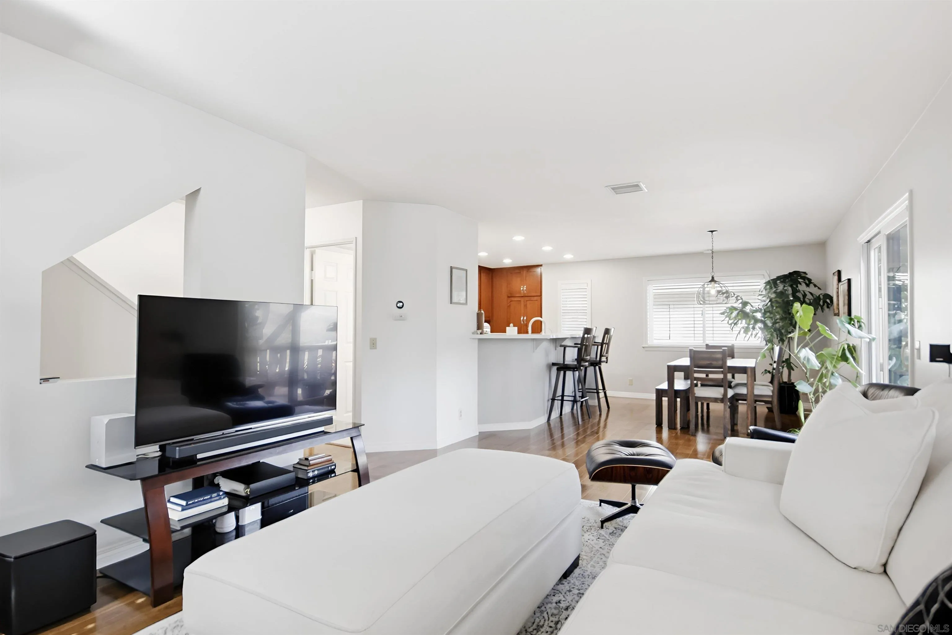 5822 Mission Center Rd Unit A