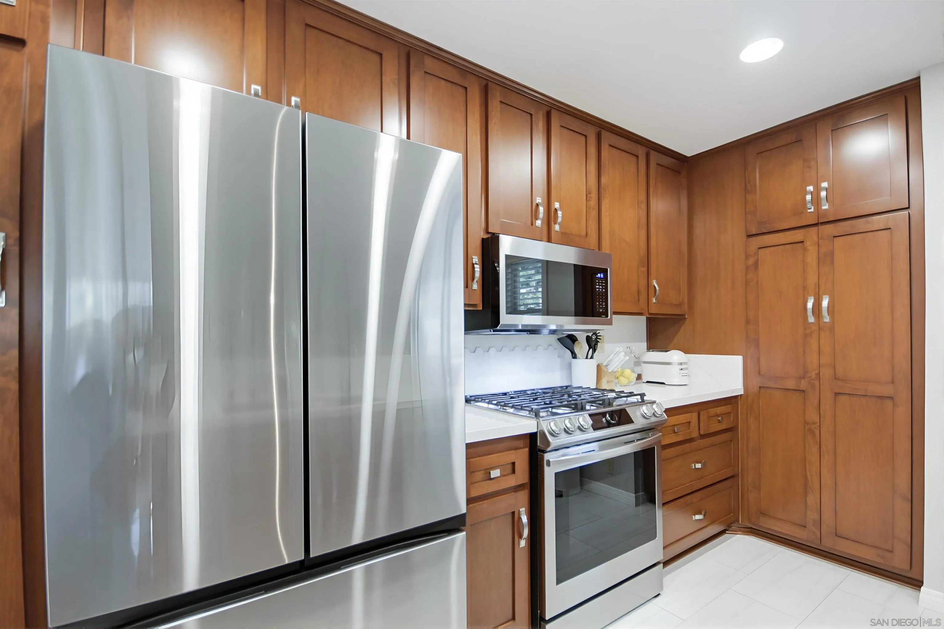 5822 Mission Center Rd Unit A
