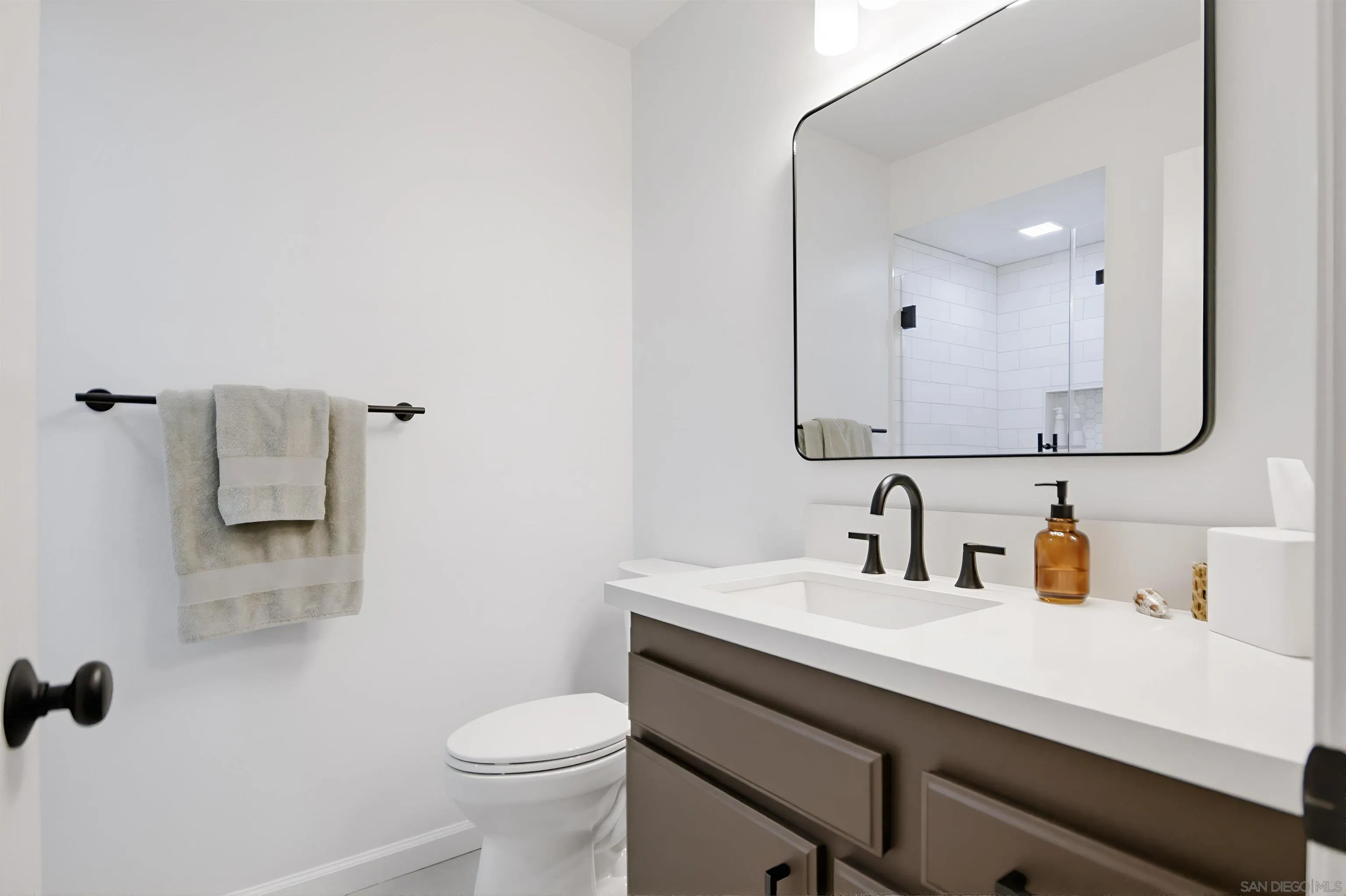 5822 Mission Center Rd Unit A