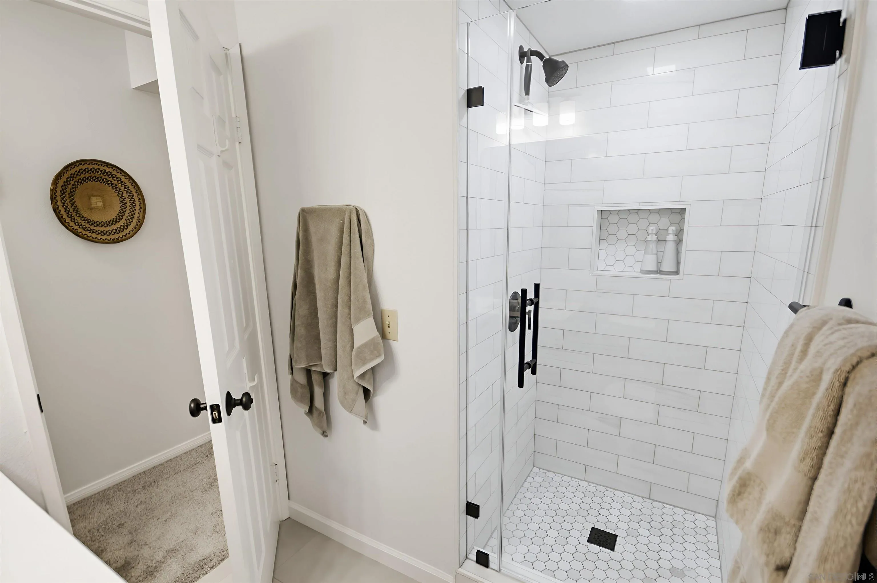 5822 Mission Center Rd Unit A