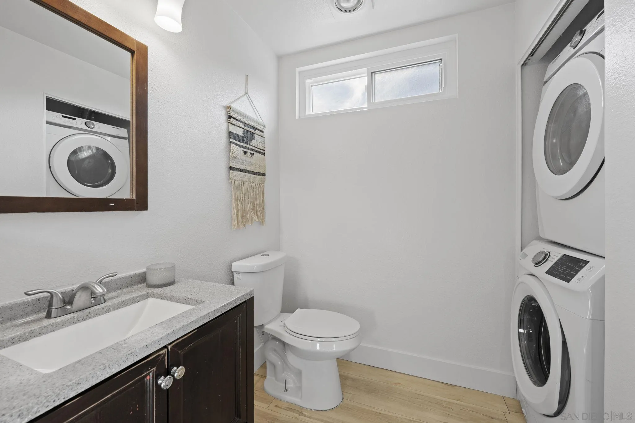 3002 Blue Oak Ct