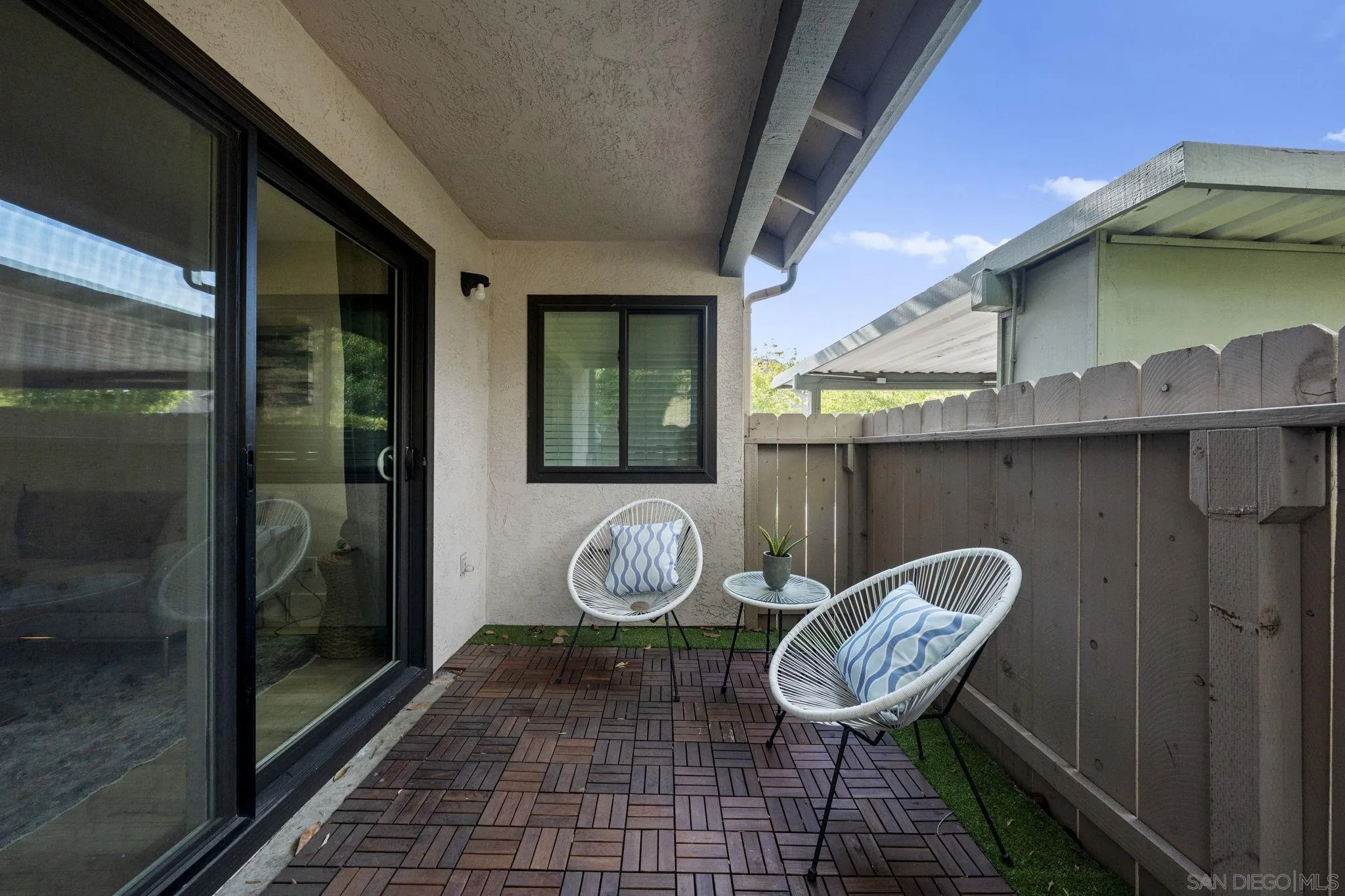 3002 Blue Oak Ct
