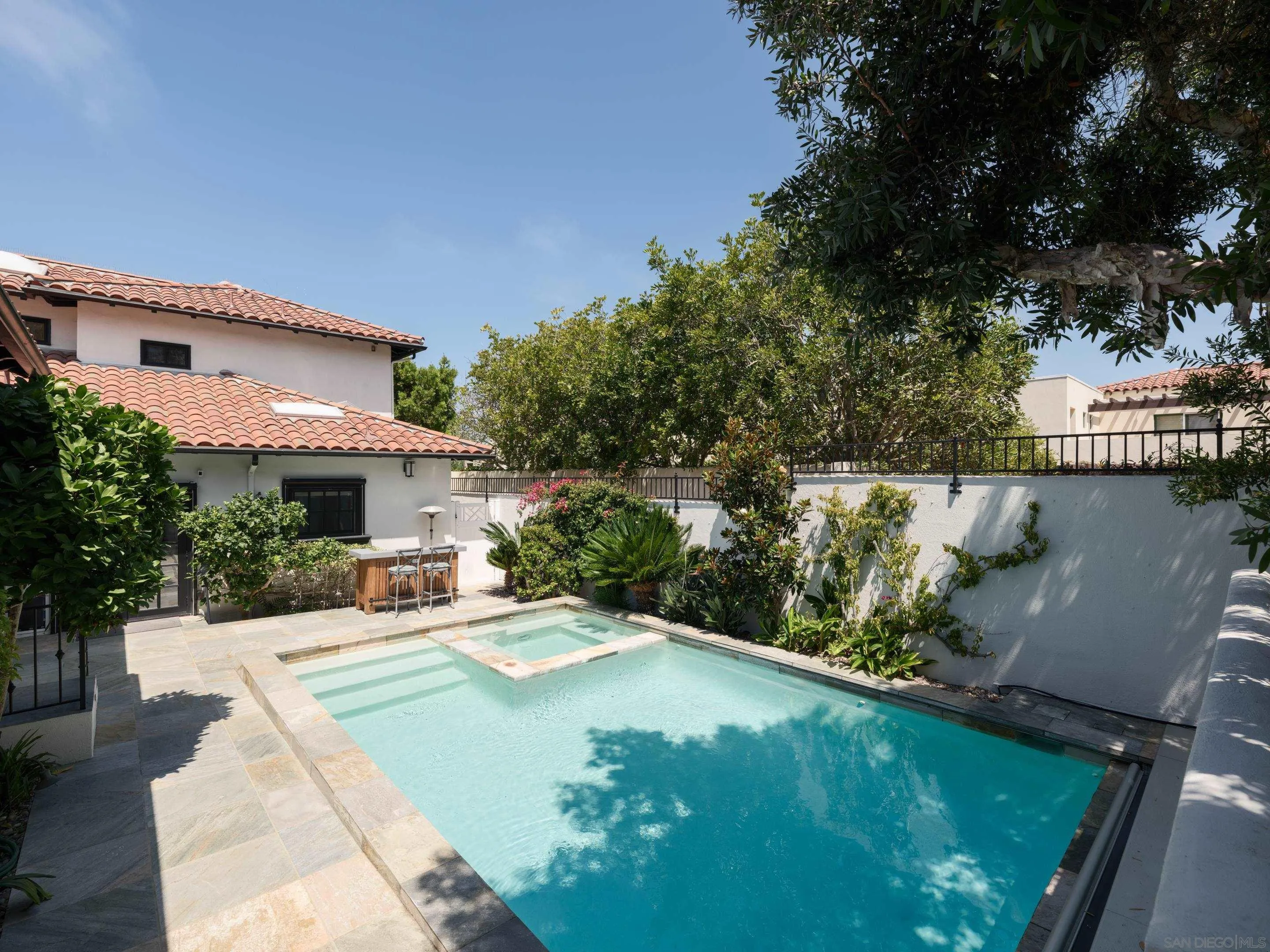 1461 Virginia Way