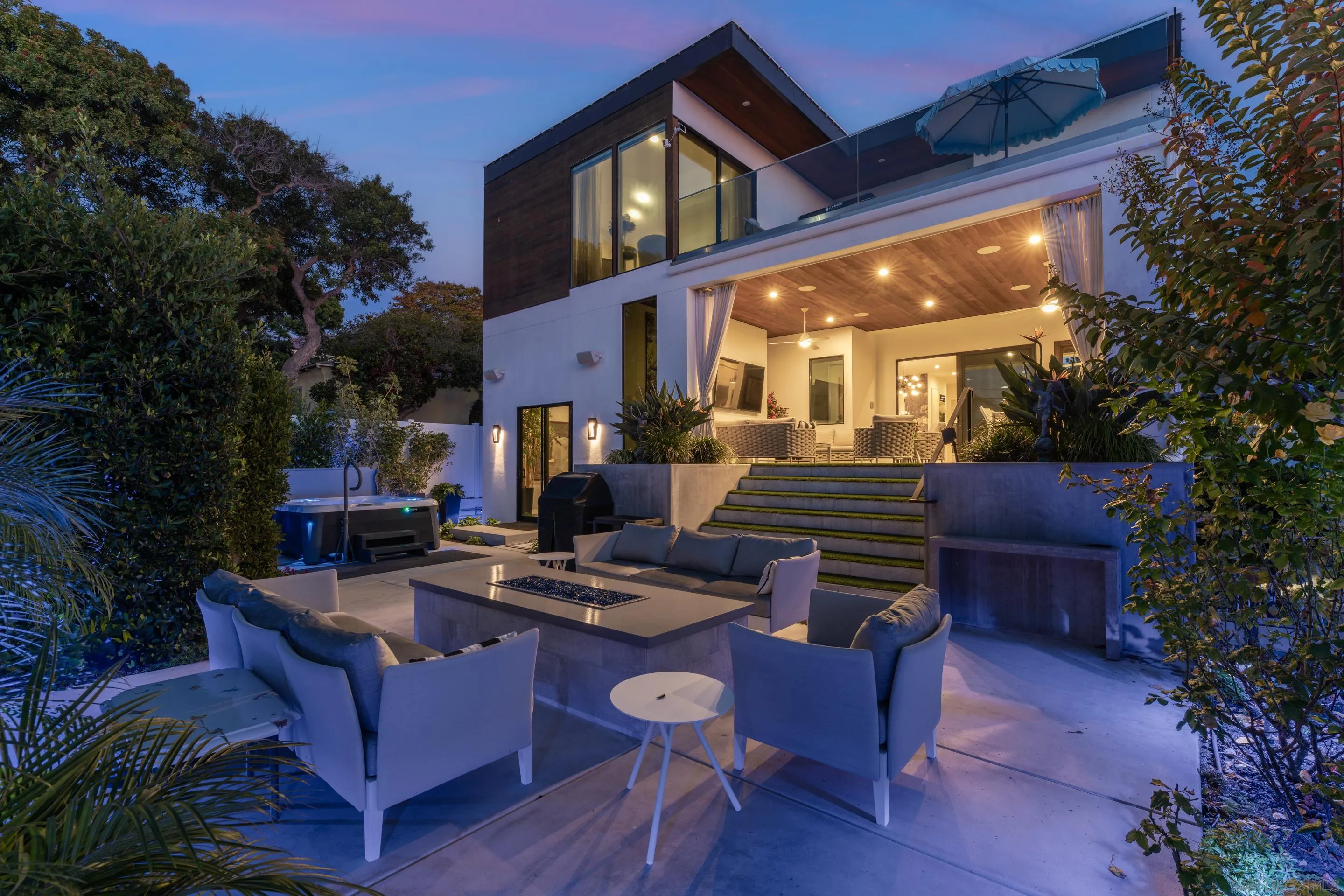 1224 Virginia Way