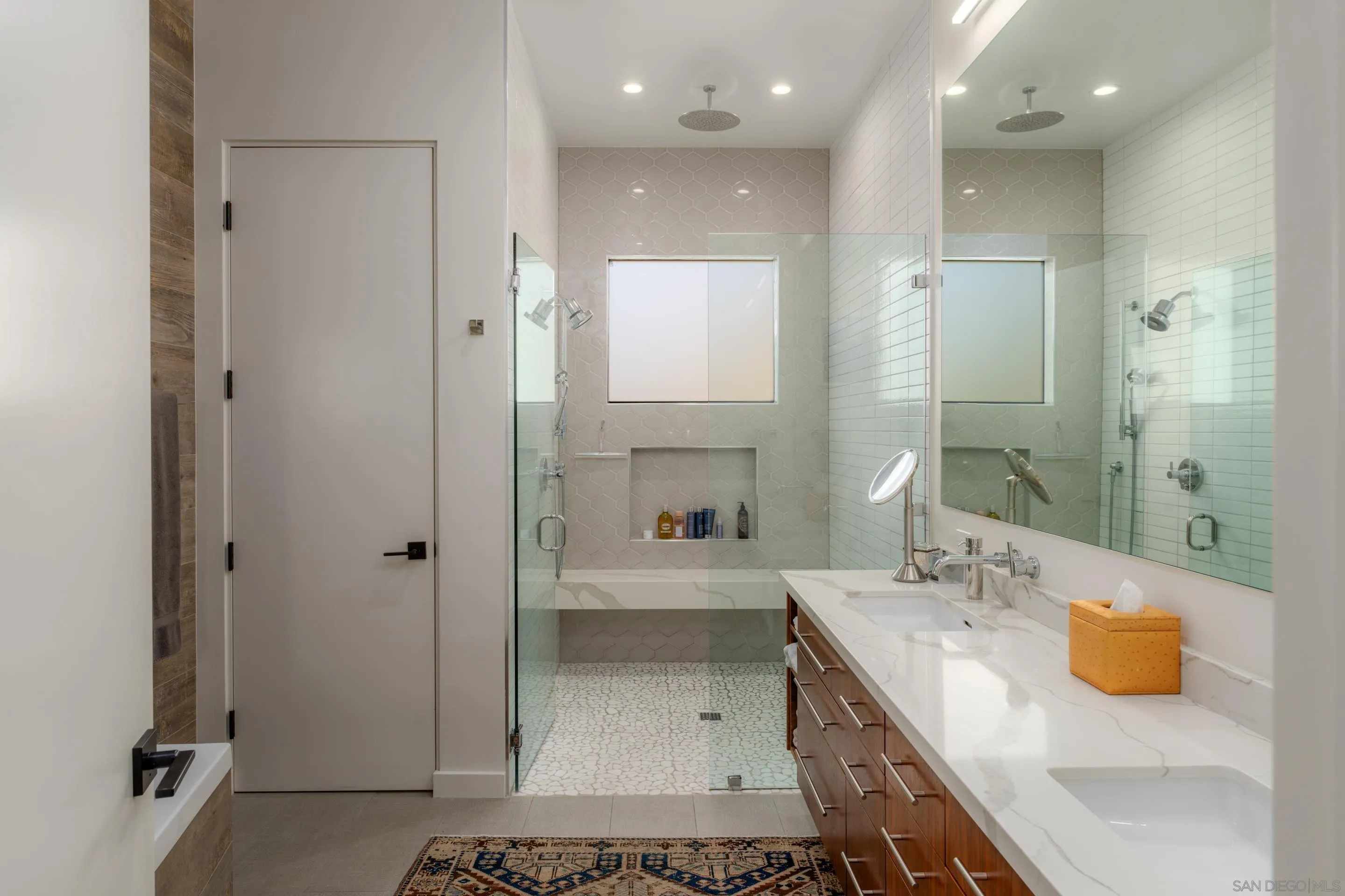 1224 Virginia Way