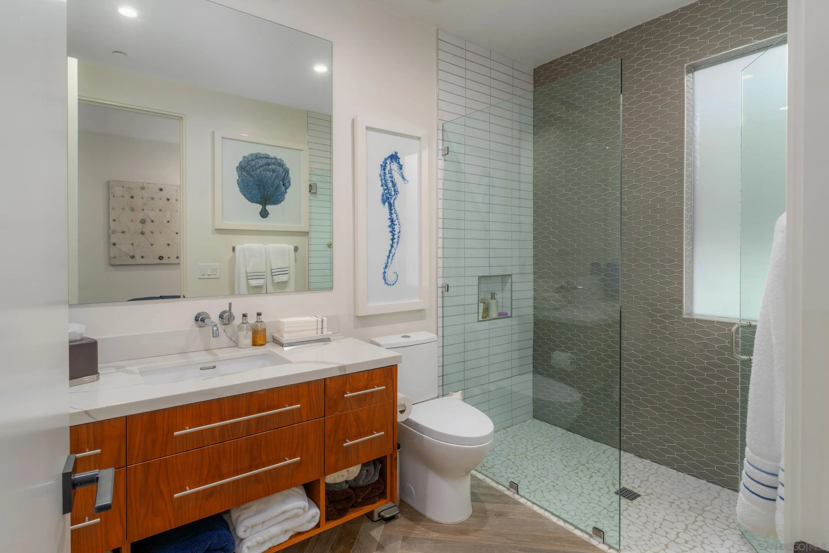 1224 Virginia Way