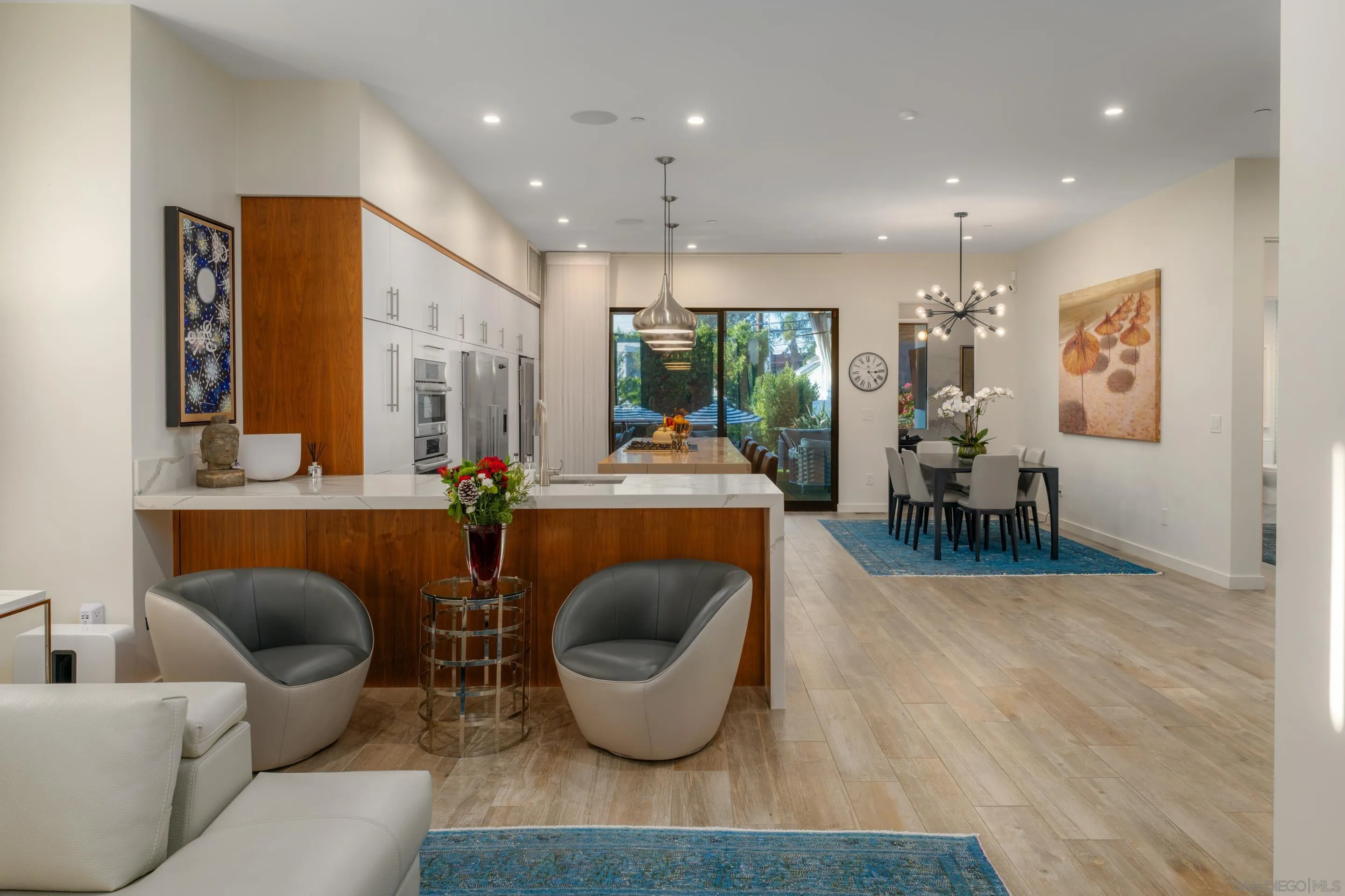 1224 Virginia Way