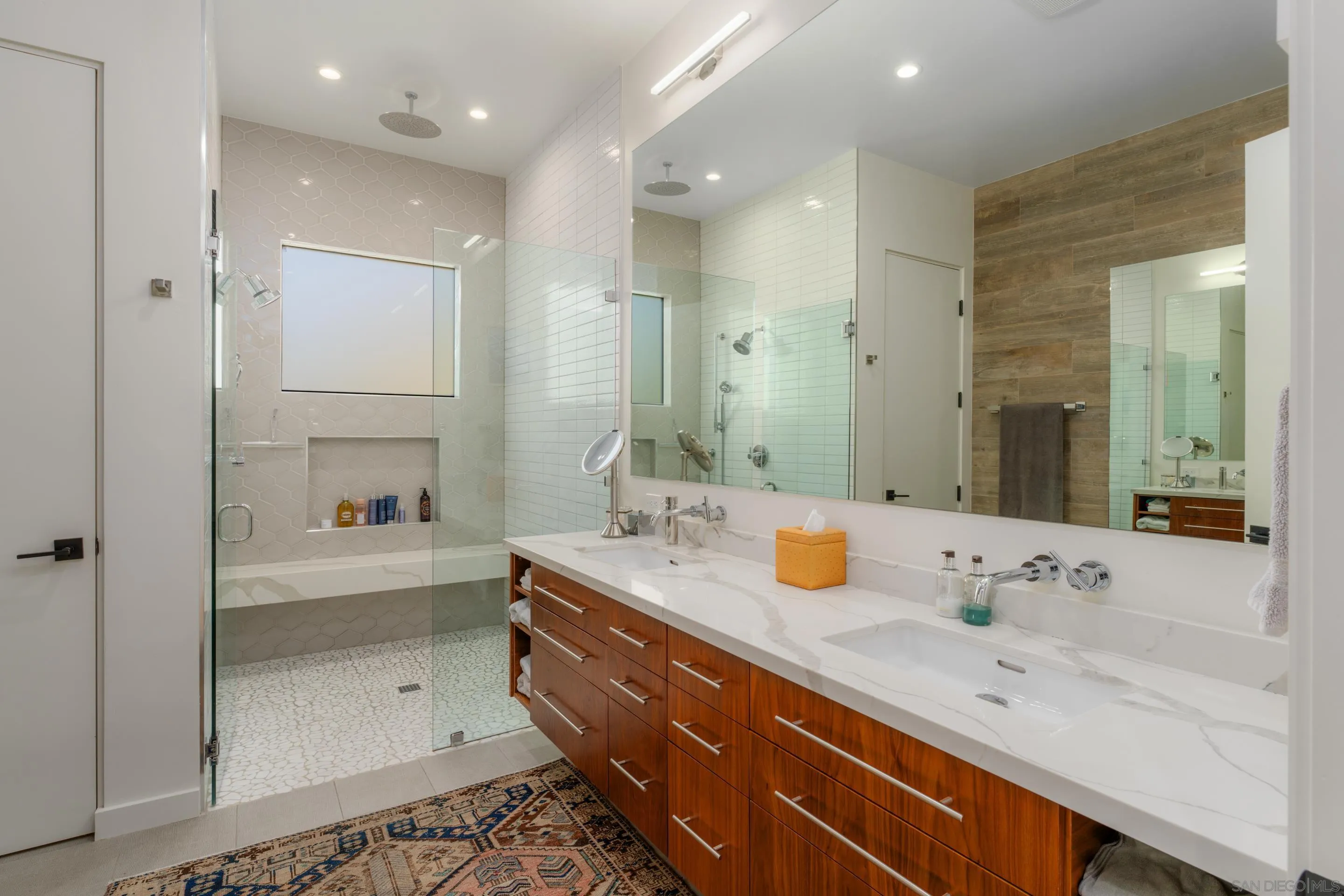 1224 Virginia Way