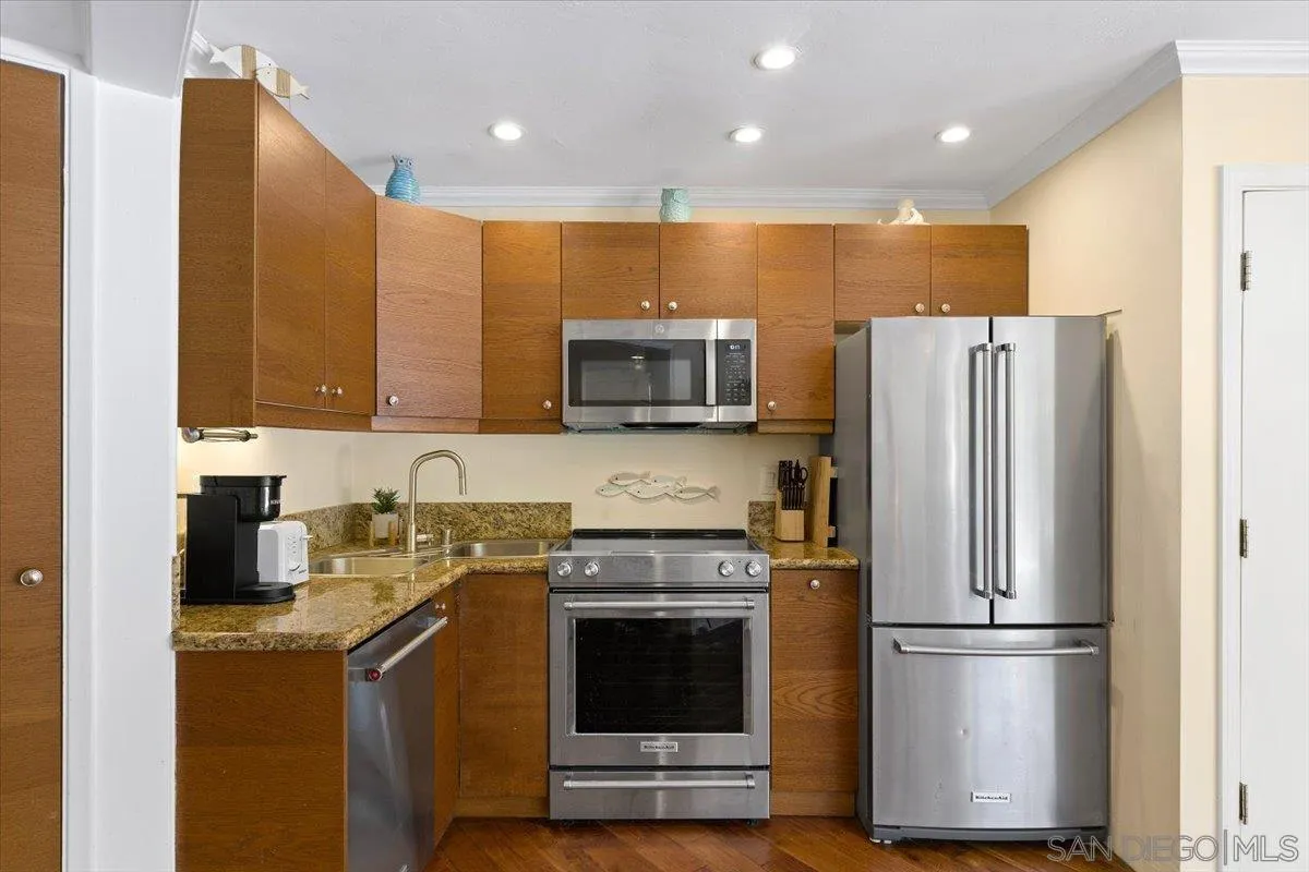 8040 Girard Ave Unit 1