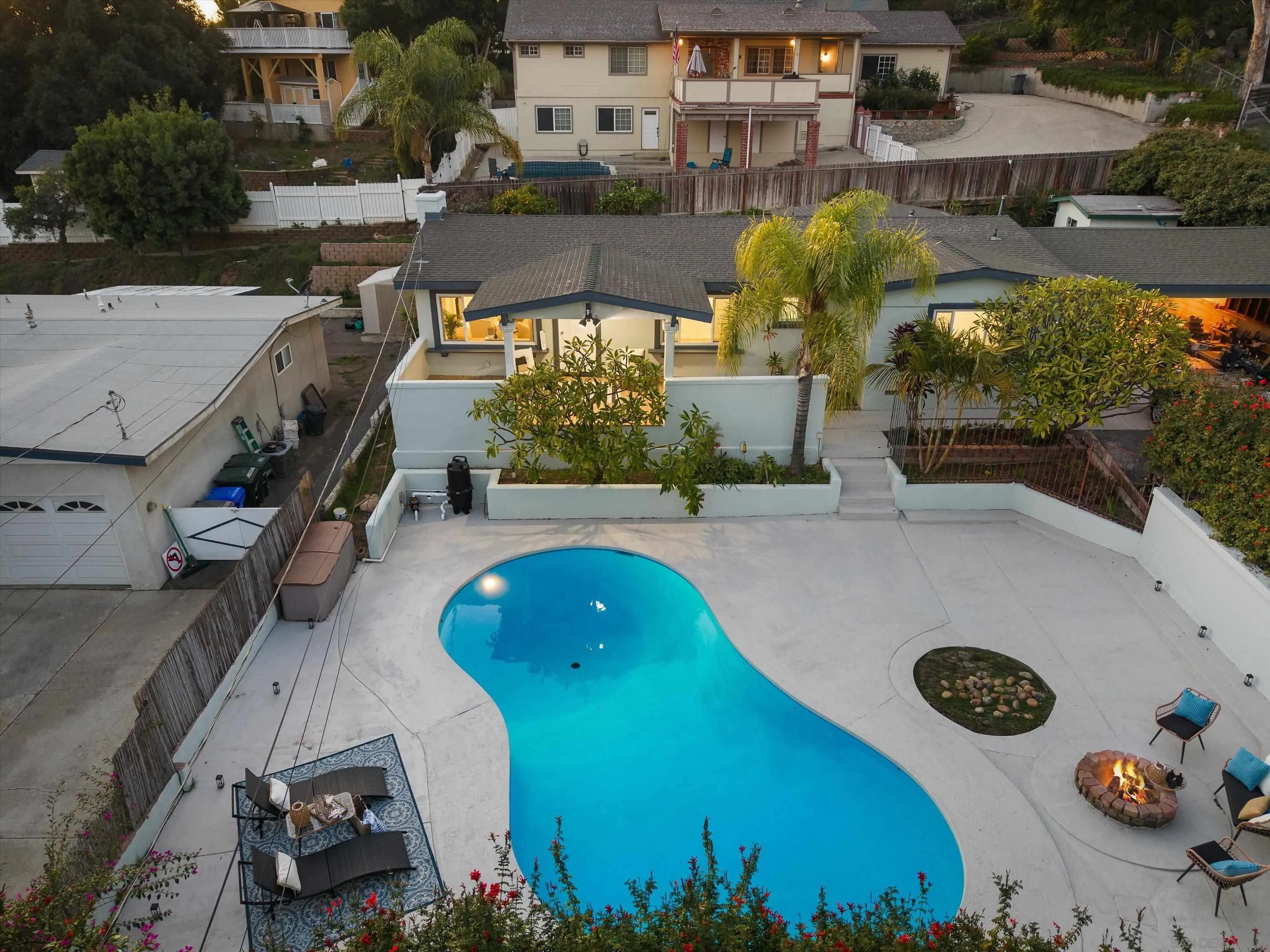 1048 Anza Ave.