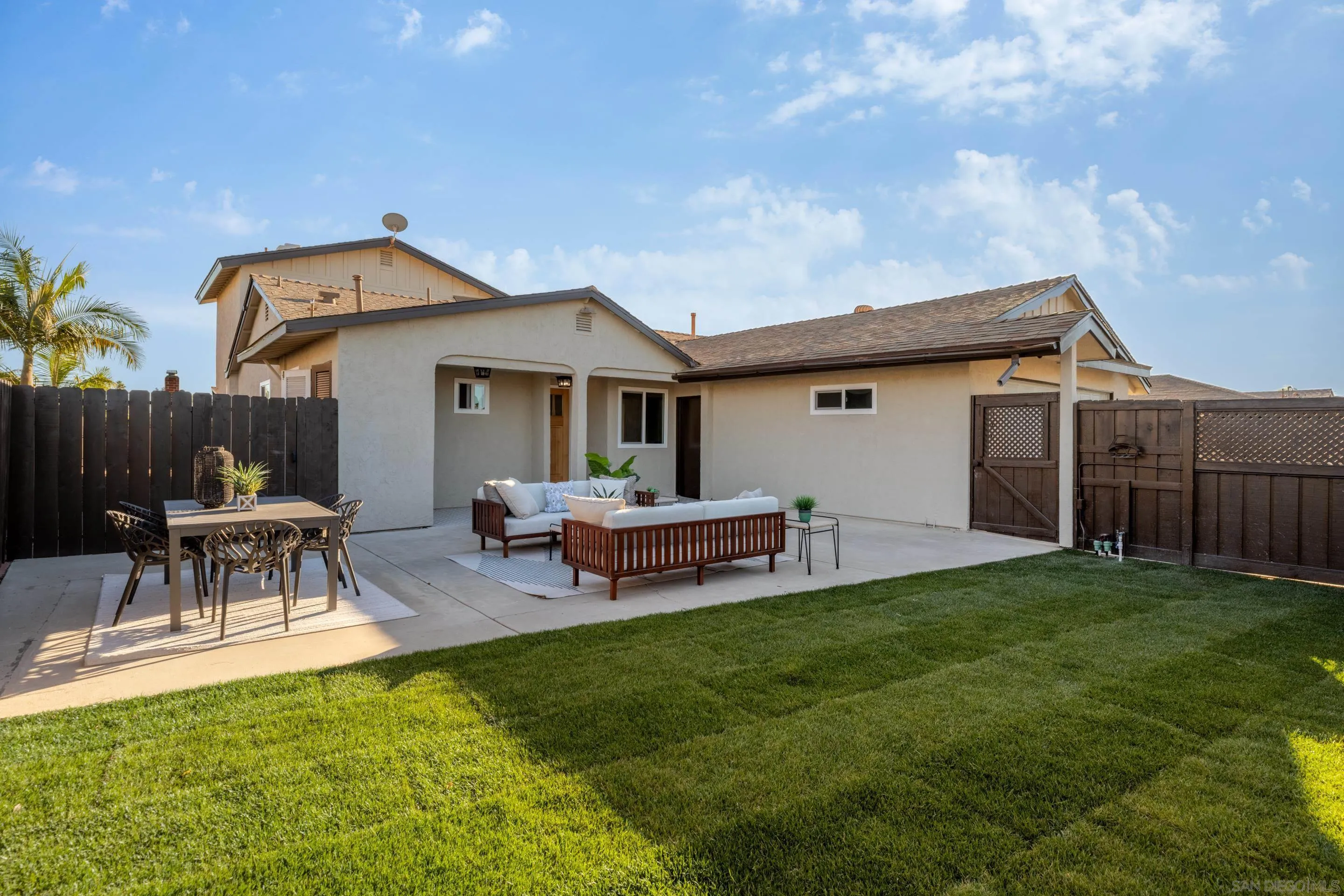 4871 Mount Bigelow Drive