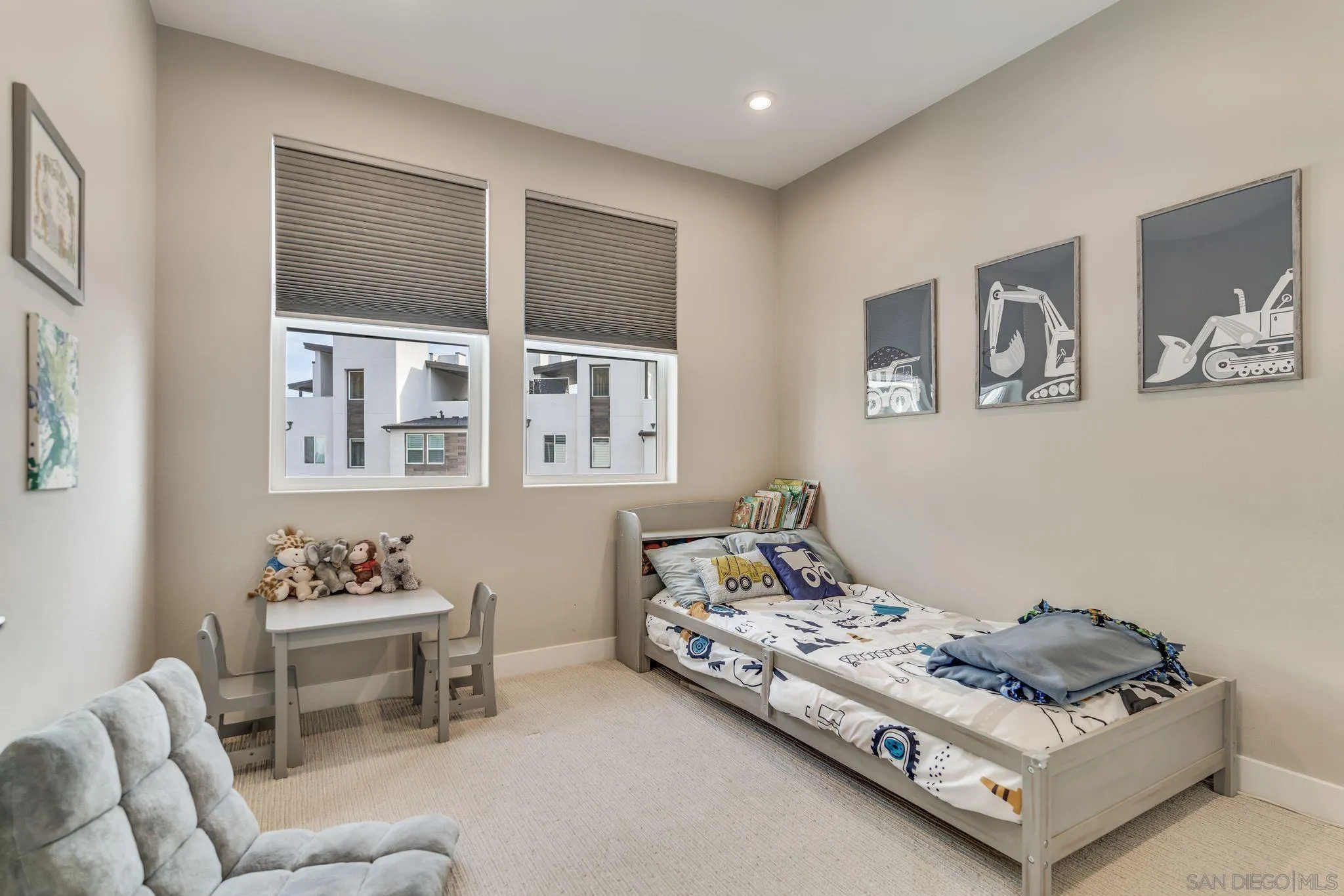 2804 Avella Circle