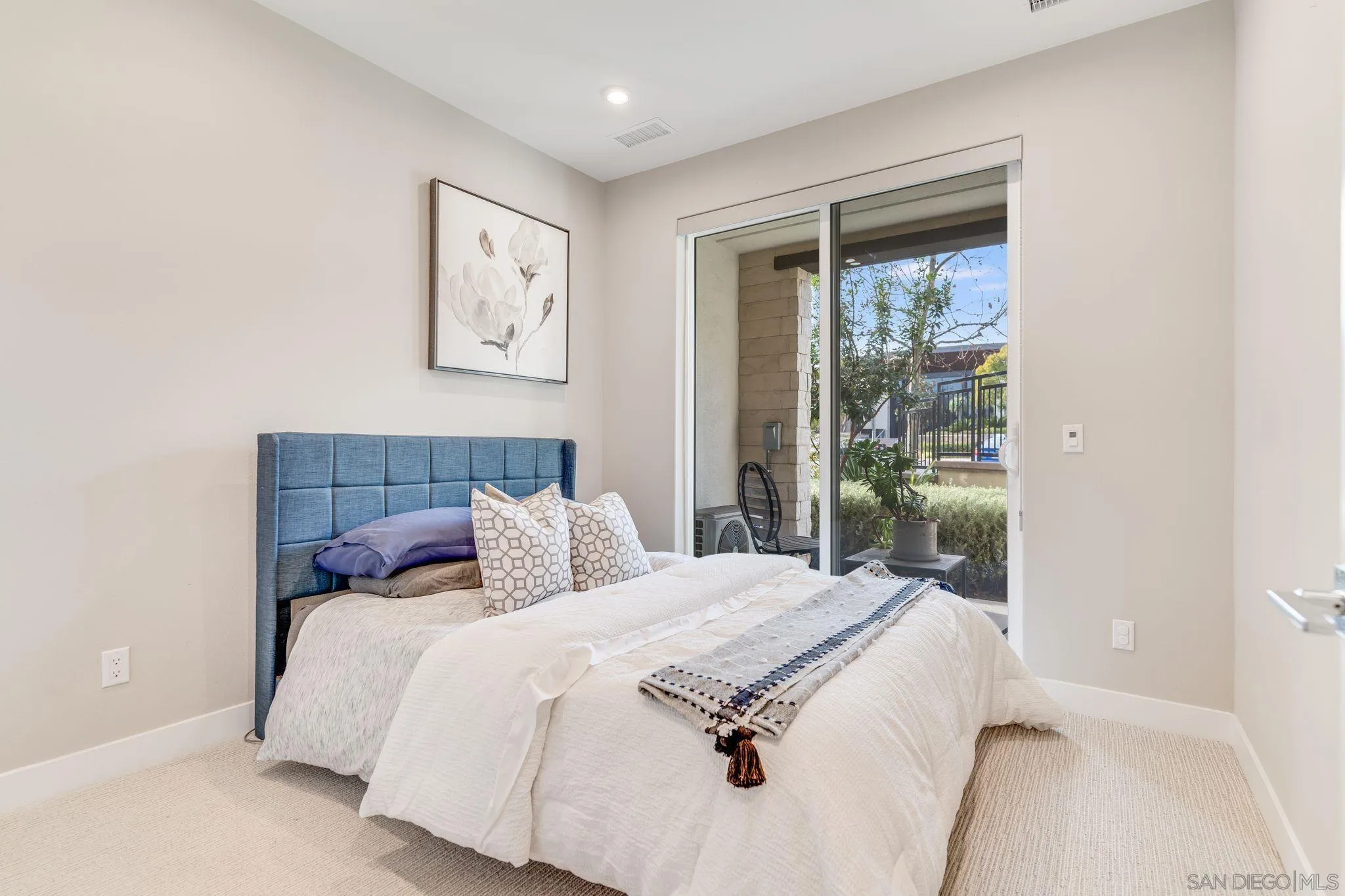 2804 Avella Circle