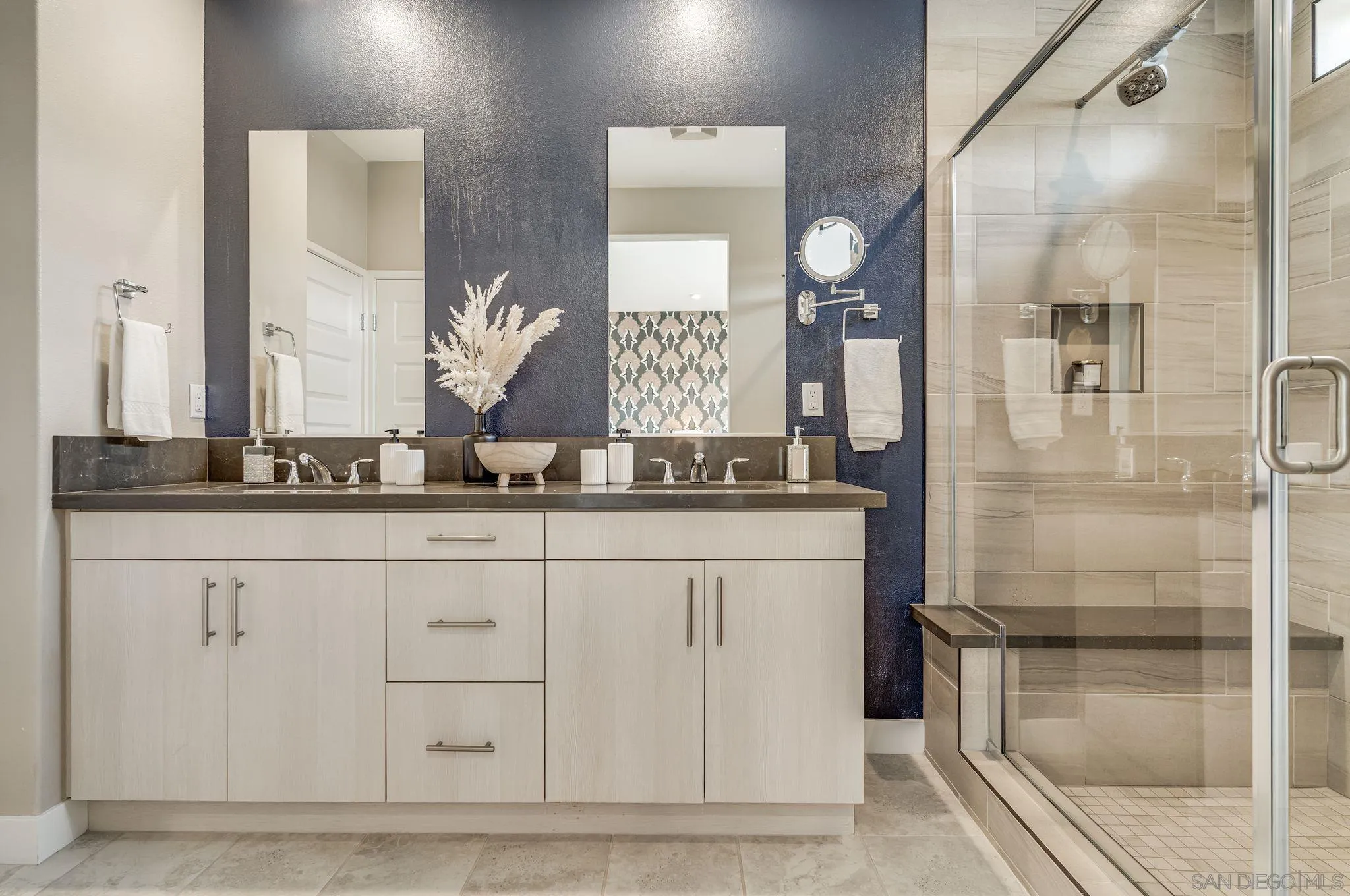 2804 Avella Circle