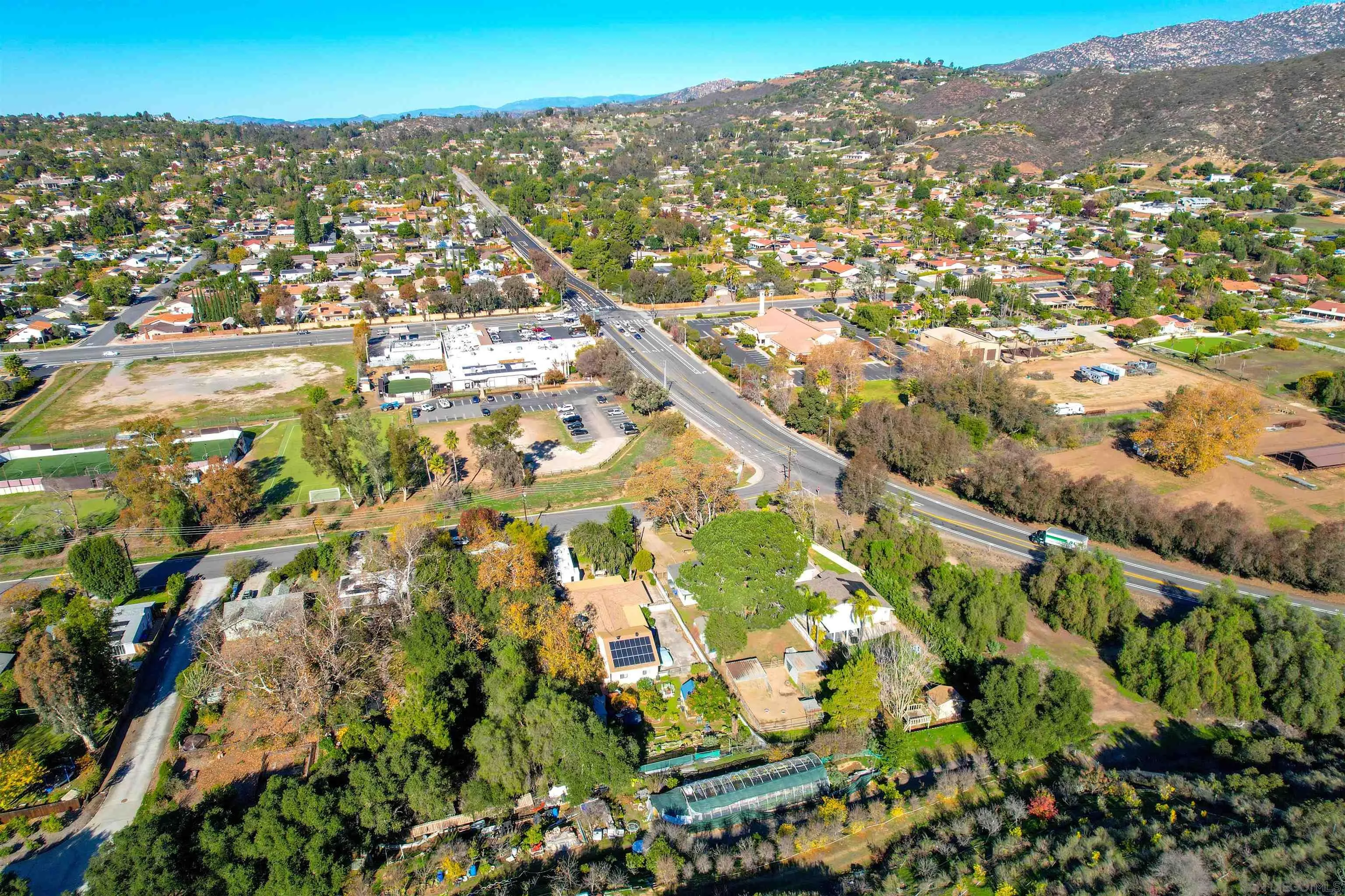 14153 Ezra Ln