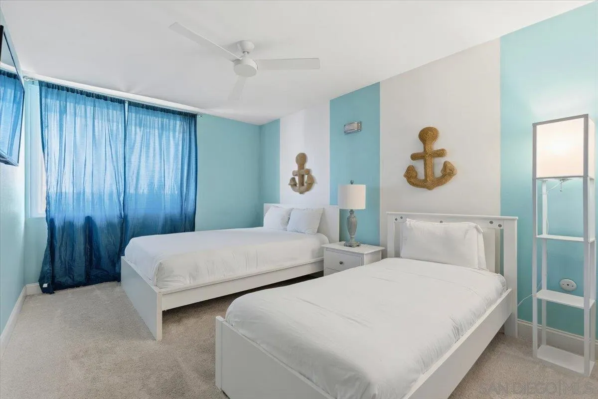 3755 Ocean Front Walk Unit 18