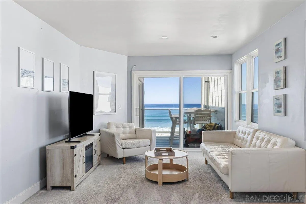 3755 Ocean Front Walk Unit 18