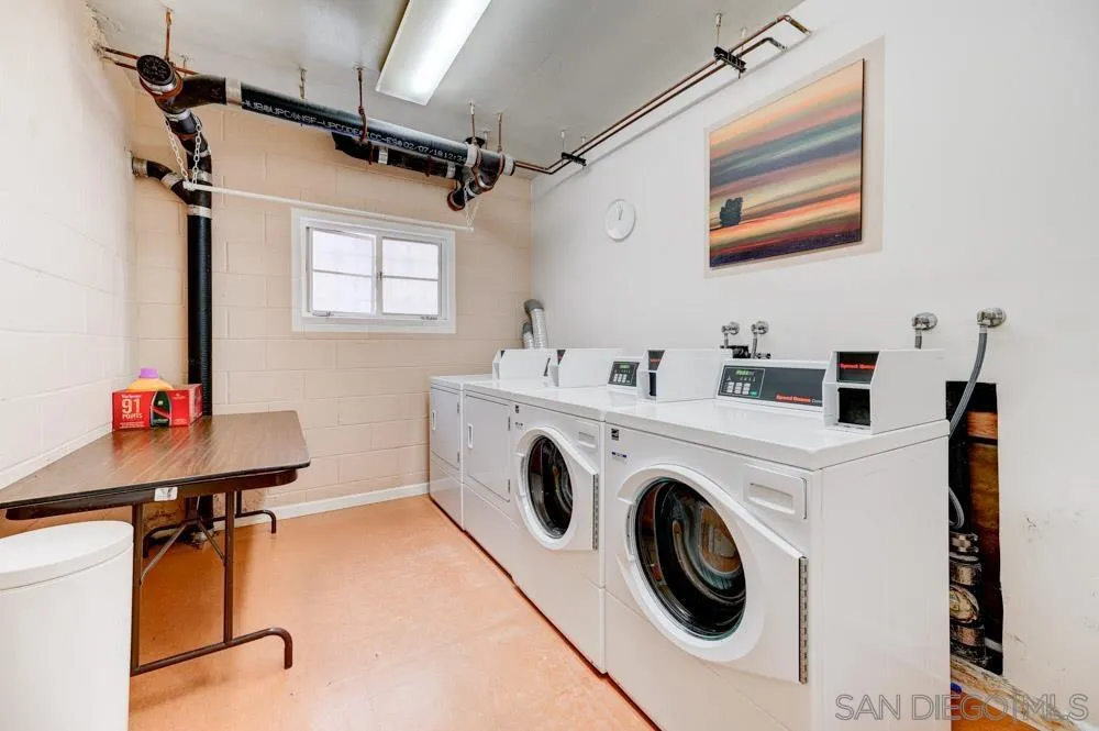 140 Walnut Ave. Unit 2d
