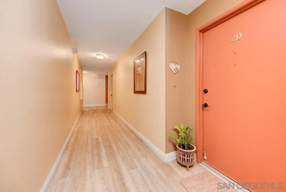 140 Walnut Ave. Unit 2d