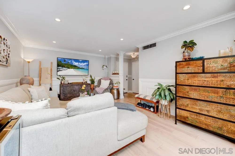 140 Walnut Ave. Unit 2d